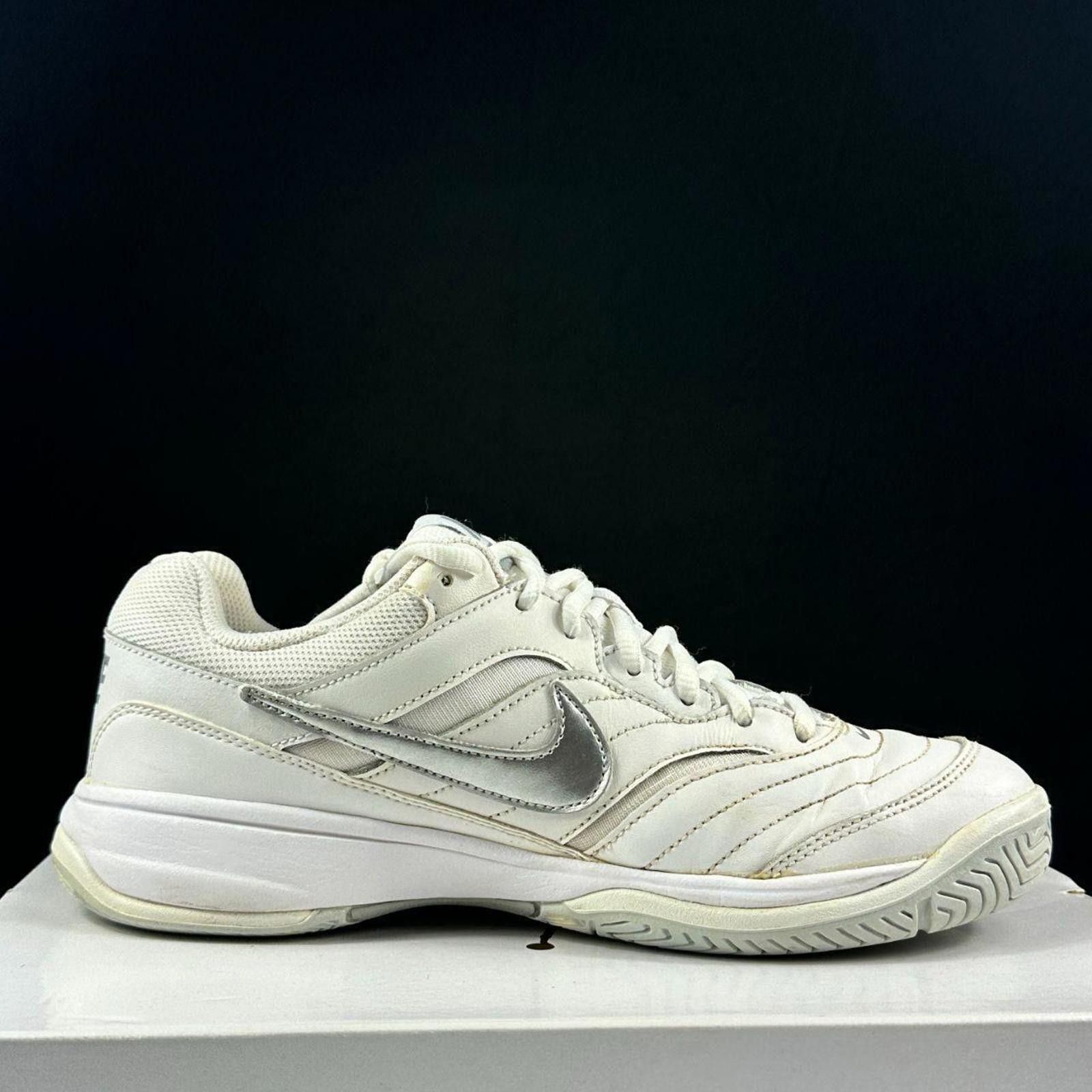 Nike NIKE COURT LITE // White & Silver USW 8.5 / UK 6 Size US 8 / IT 38 - 2 Thumbnail
