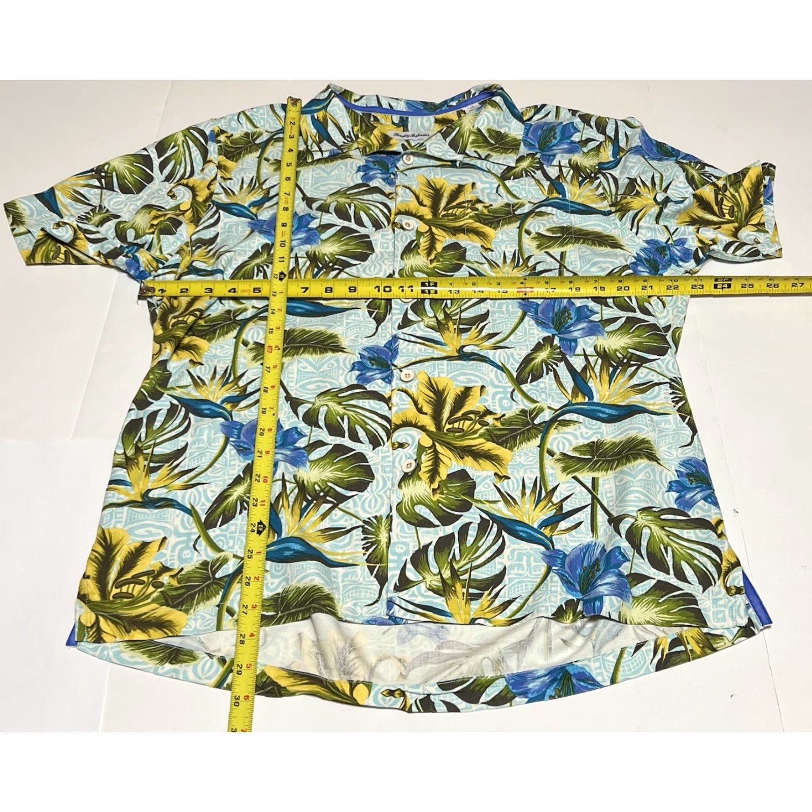 Tommy Bahama Tommy Bahama Men's L Artist Series 2021 100% Silk Floral Tribal Hawaiian Shirt Size US L / EU 52-54 / 3 - 4 Thumbnail