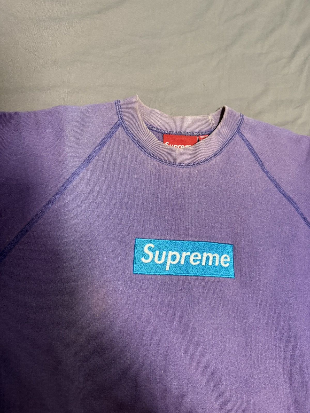 Supreme Supreme 2005 teal on purple box logo crewneck Size US M / EU 48-50 / 2 - 2 Thumbnail