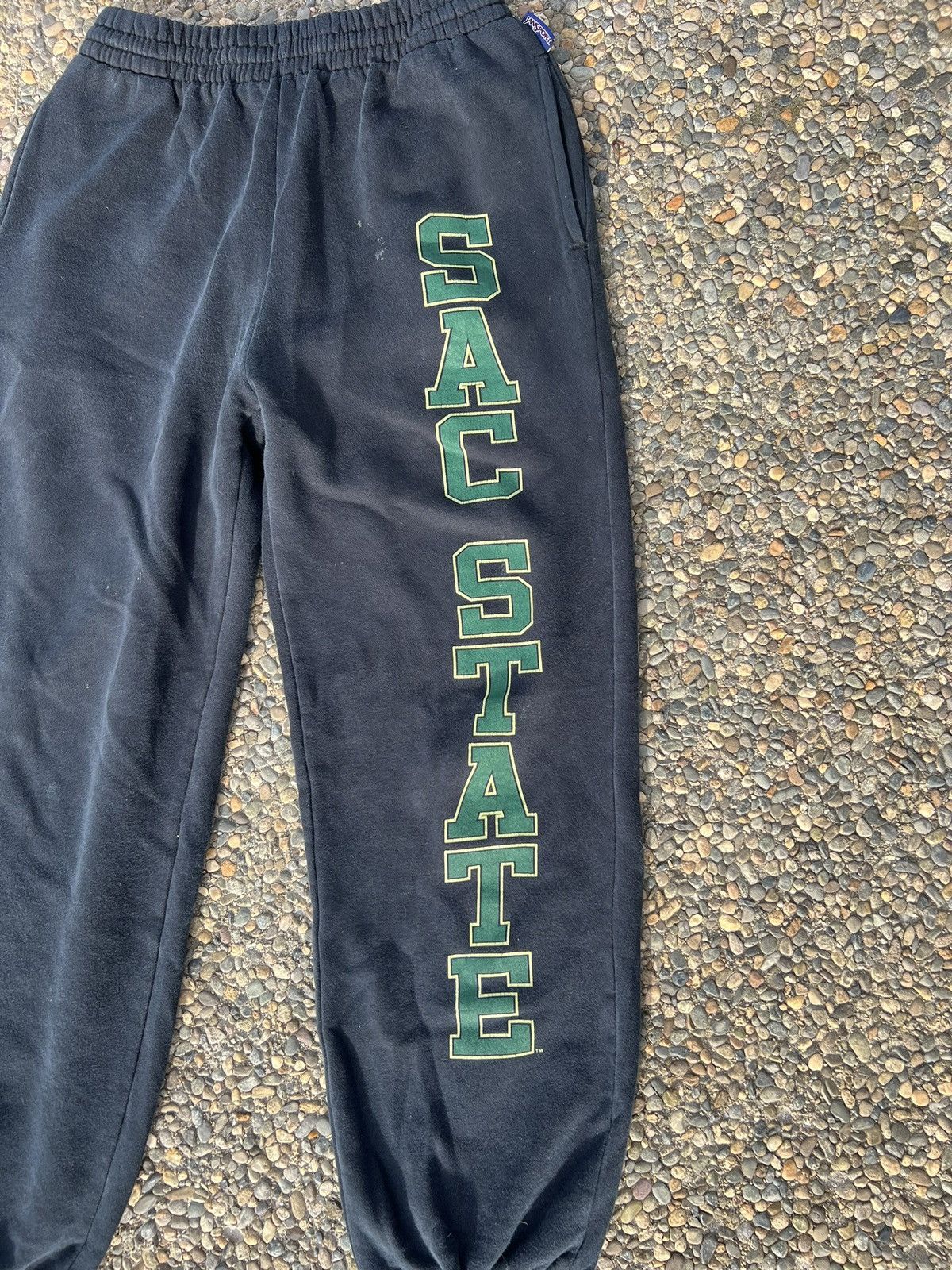 Jansport × Vintage Vintage Sacramento State Baggy Sweatpant Joggers Jansport Size US 32 / EU 48 - 2 Thumbnail