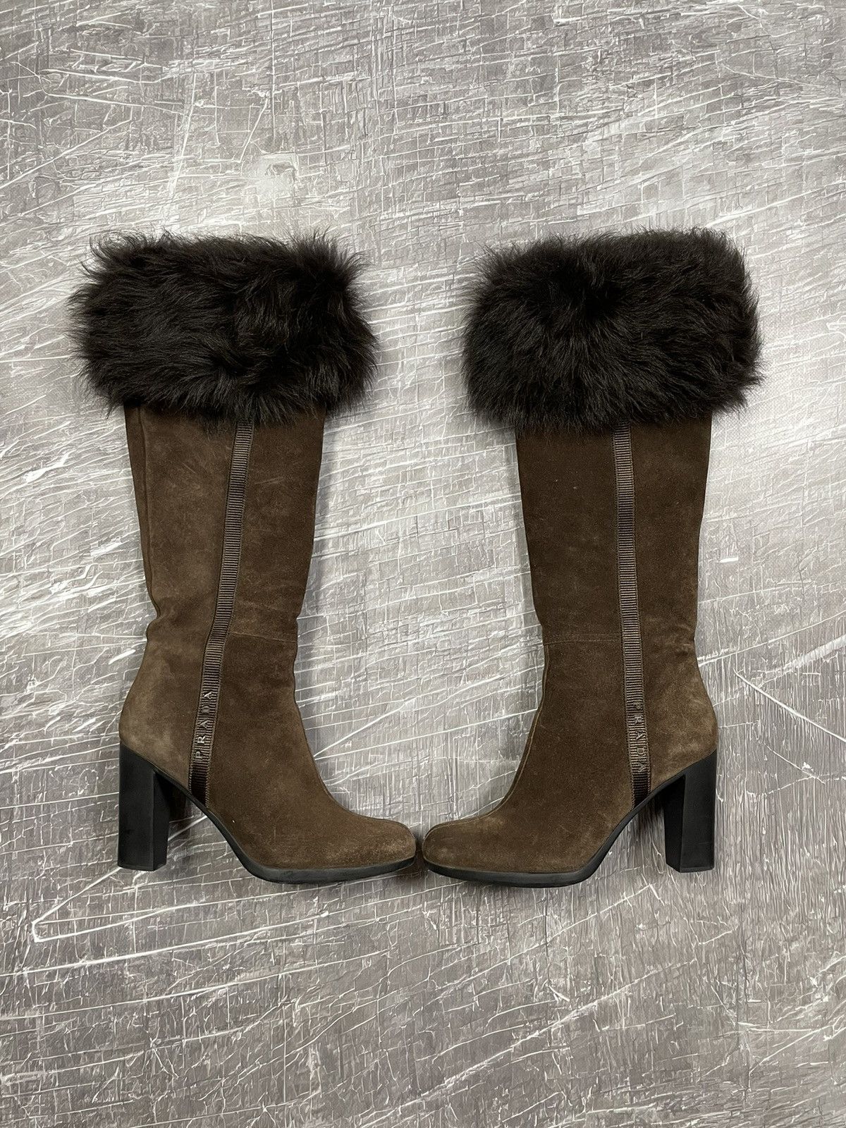 Prada Prada Fur High Shoes Y2K Very Rare Size US 7 / IT 37 - 3 Thumbnail