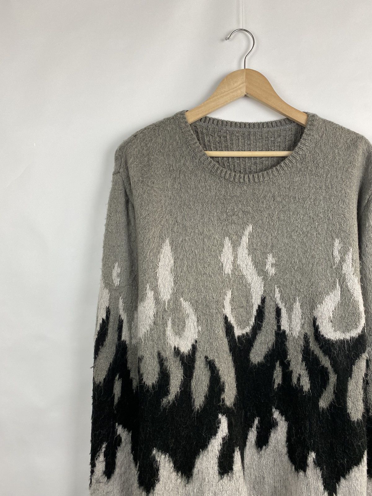 Japanese Brand 🔥 Vintage 90s Fire Sweater graphic rare retro hype Y2K Size US L / EU 52-54 / 3 - 3 Thumbnail