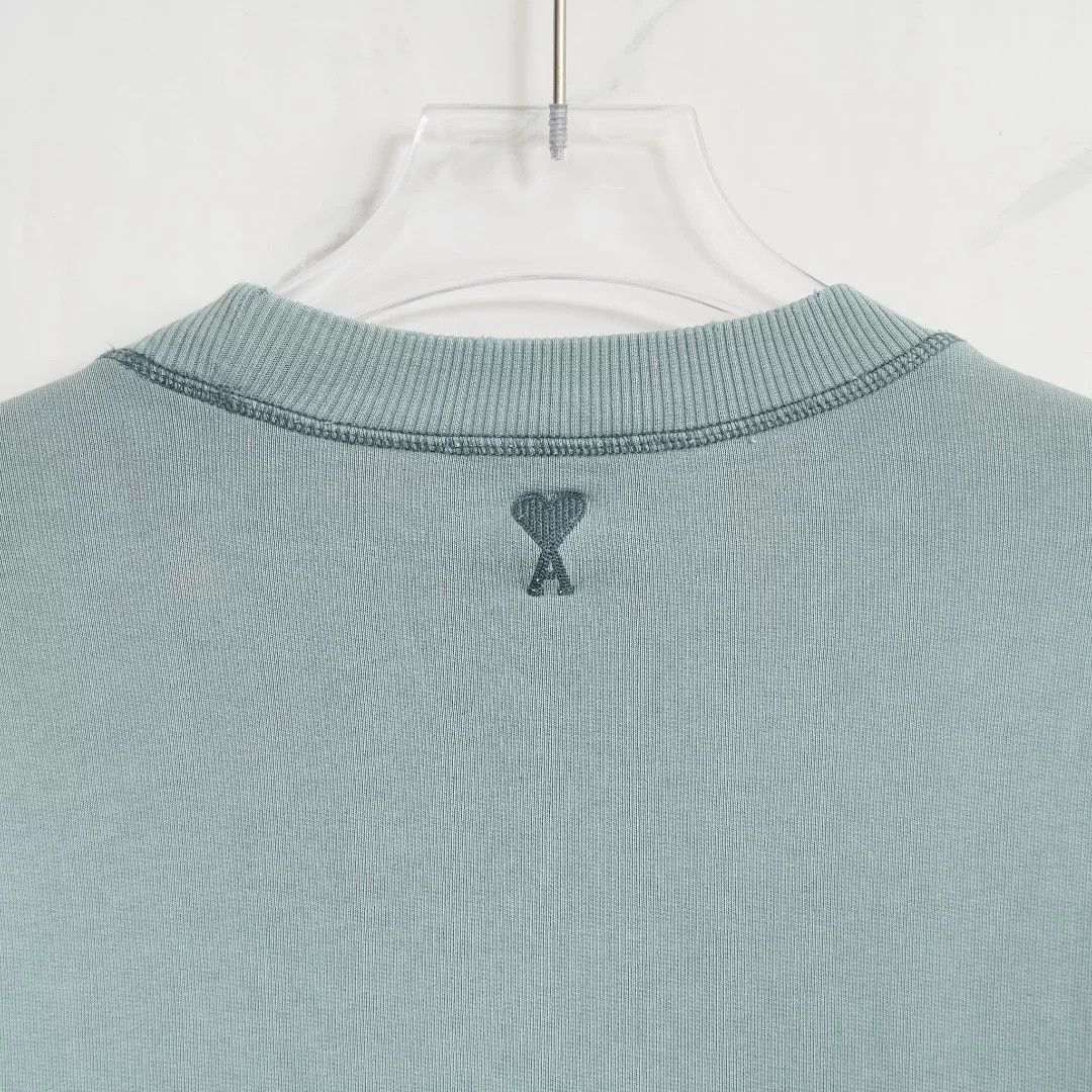 AMI Authentic Ami Paris Men's Logo Sweatshirt Size US M / EU 48-50 / 2 - 4 Thumbnail