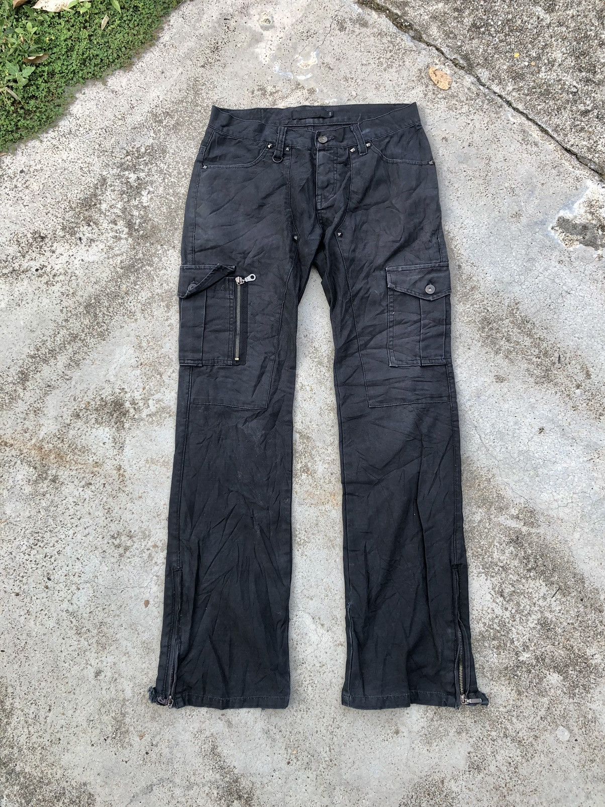 GOSTAR DE FUGA PUNK DOUBLE KNEE STUDDED ZIPPER PANT BY FUGA Size US 31 - 1 Thumbnail