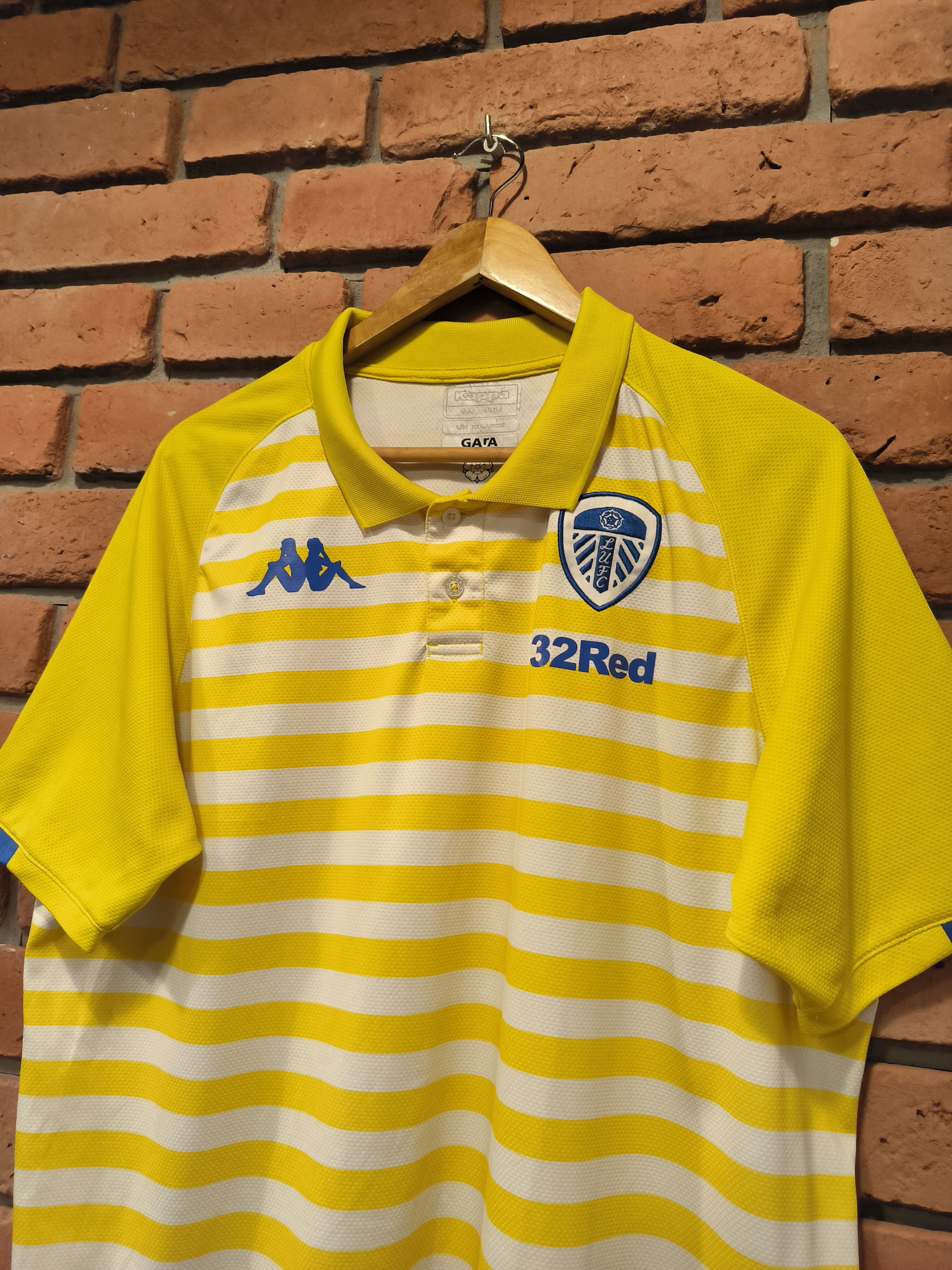 Kappa Kappa Leeds United LUFC Jersey 2018/2019 Football Shirt Size US XXL / EU 58 / 5 - 2 Thumbnail