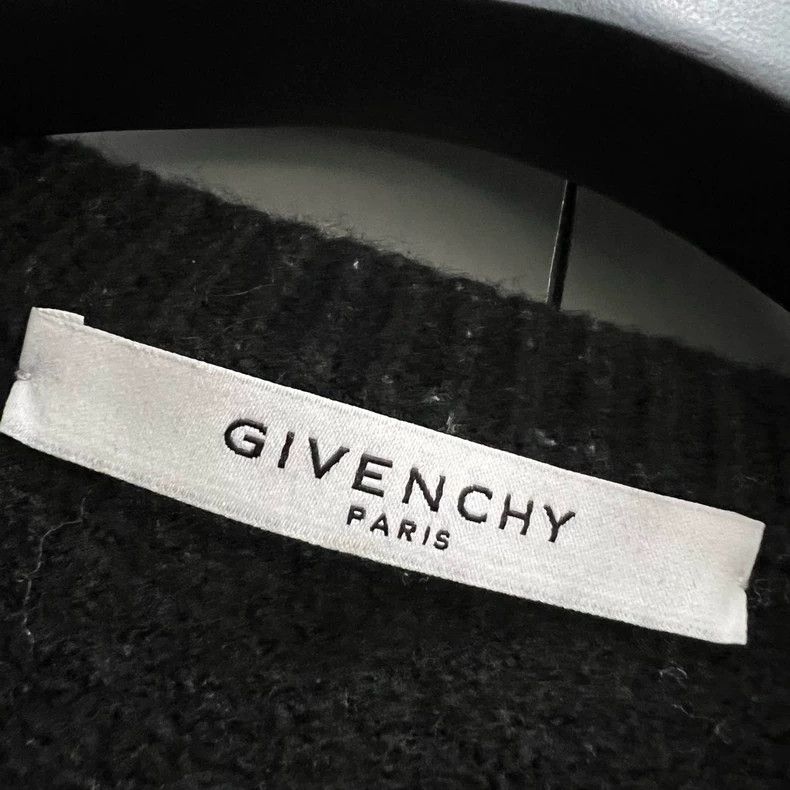 Givenchy Givenchy Color Block Lettering Logo Knit Top Size US L / EU 52-54 / 3 - 4 Thumbnail