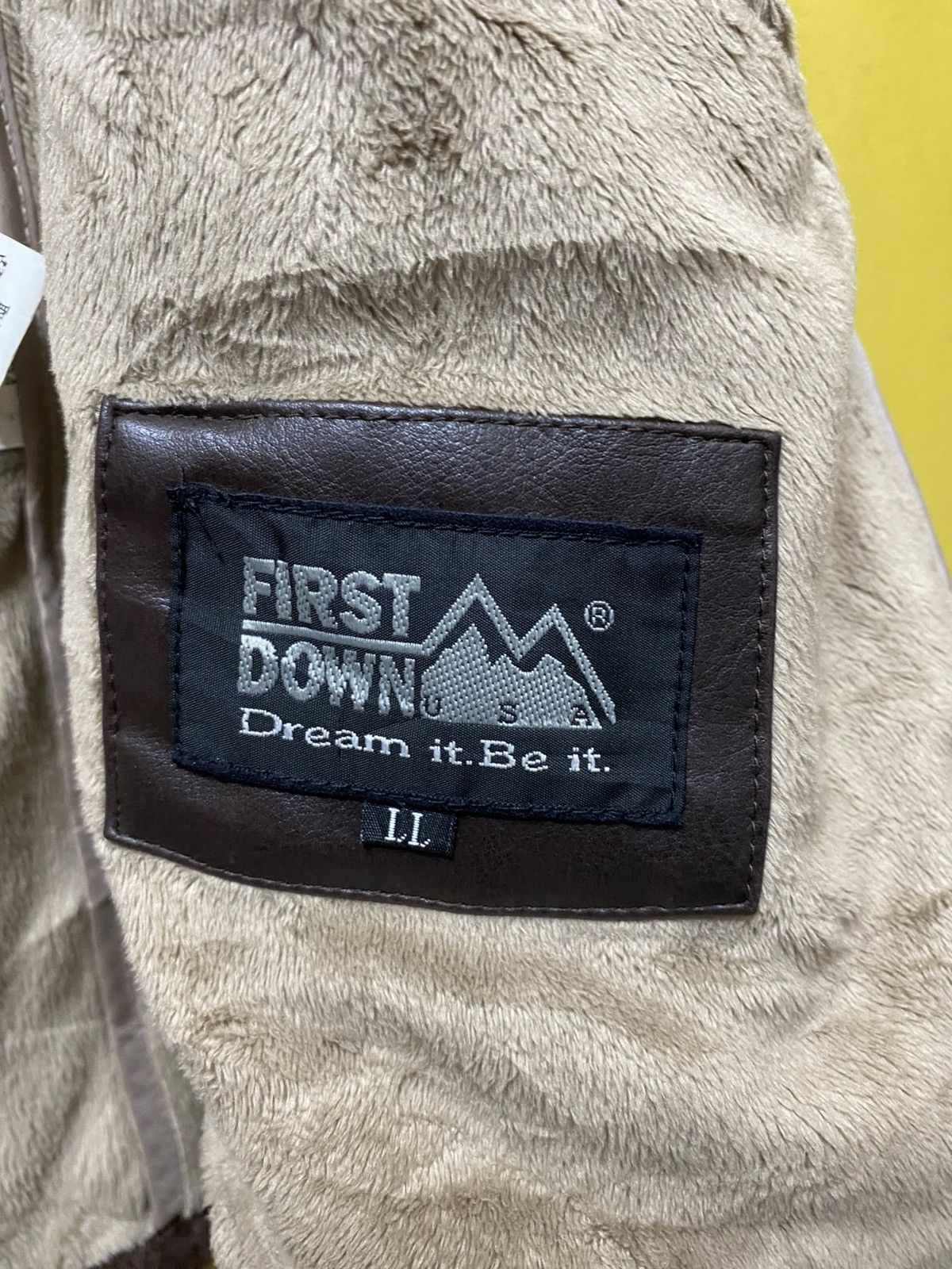 Japanese Brand First Down Fleece Jaket Zipper Brown Colour Size US L / EU 52-54 / 3 - 7 Thumbnail