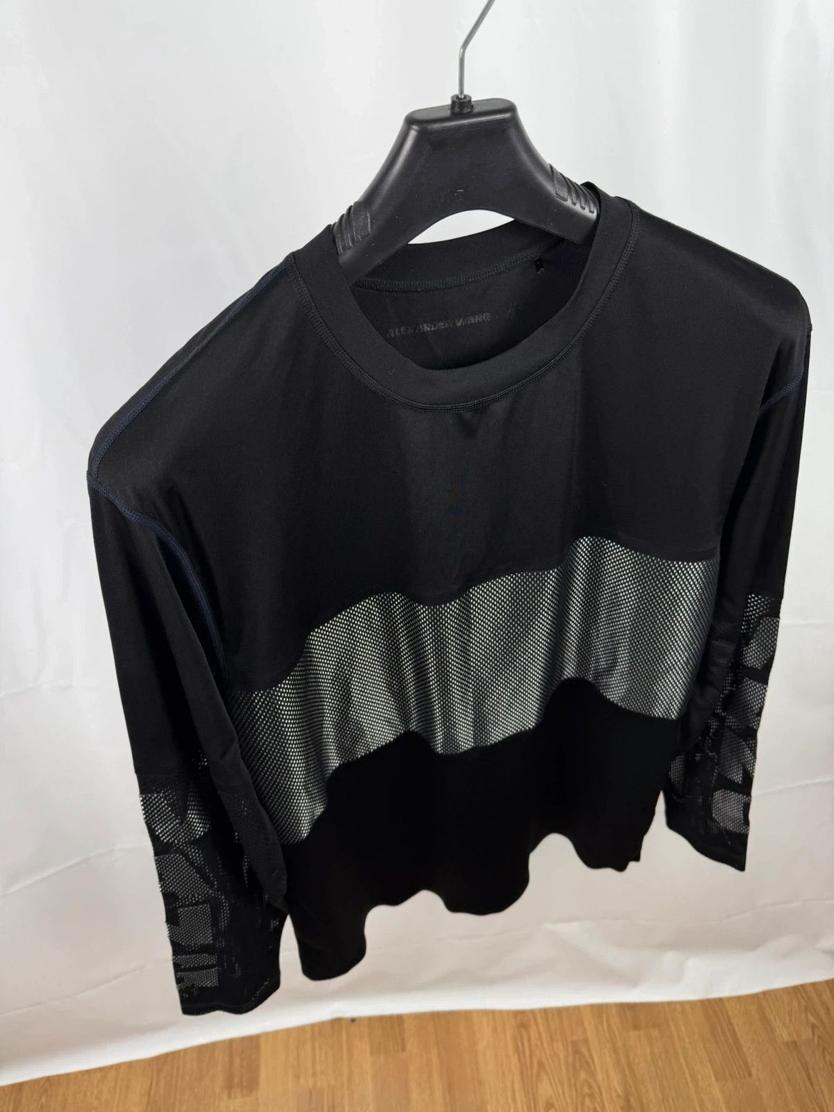 Alexander Wang × H&M Alexander Wang HM Longsleeve With Mesh Logos size S Size US S / EU 44-46 / 1 - 6 Thumbnail