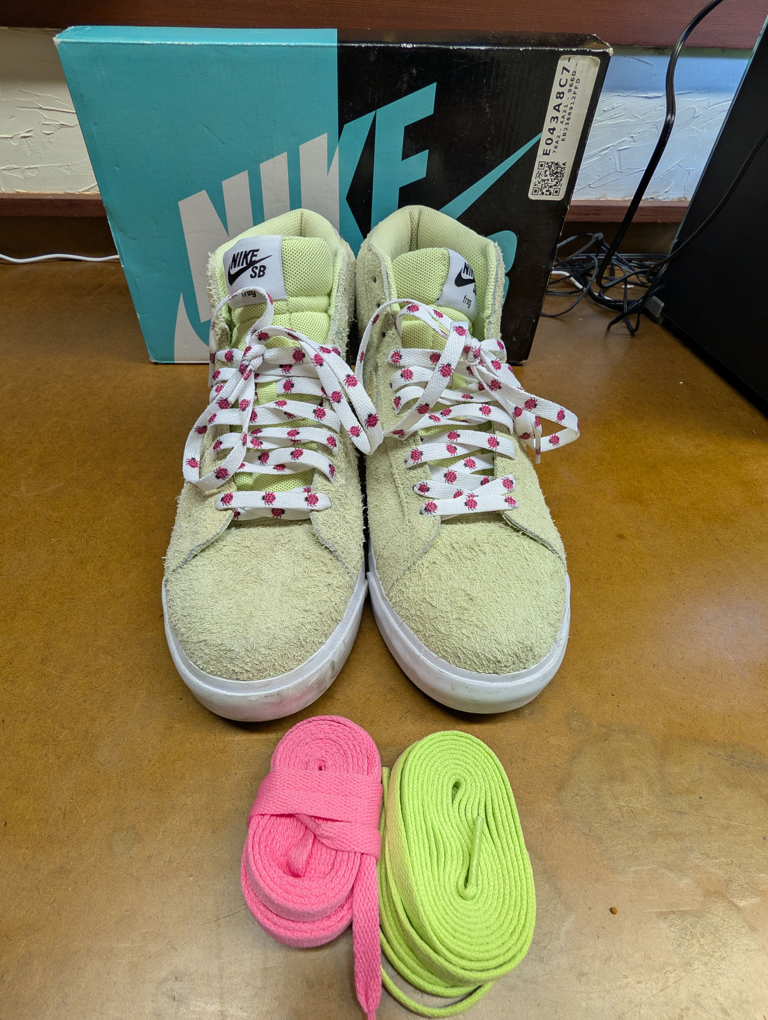 Nike SB Nike x Frog Skateboard's Blazer Size US 8.5 / EU 41-42 - 2 Thumbnail