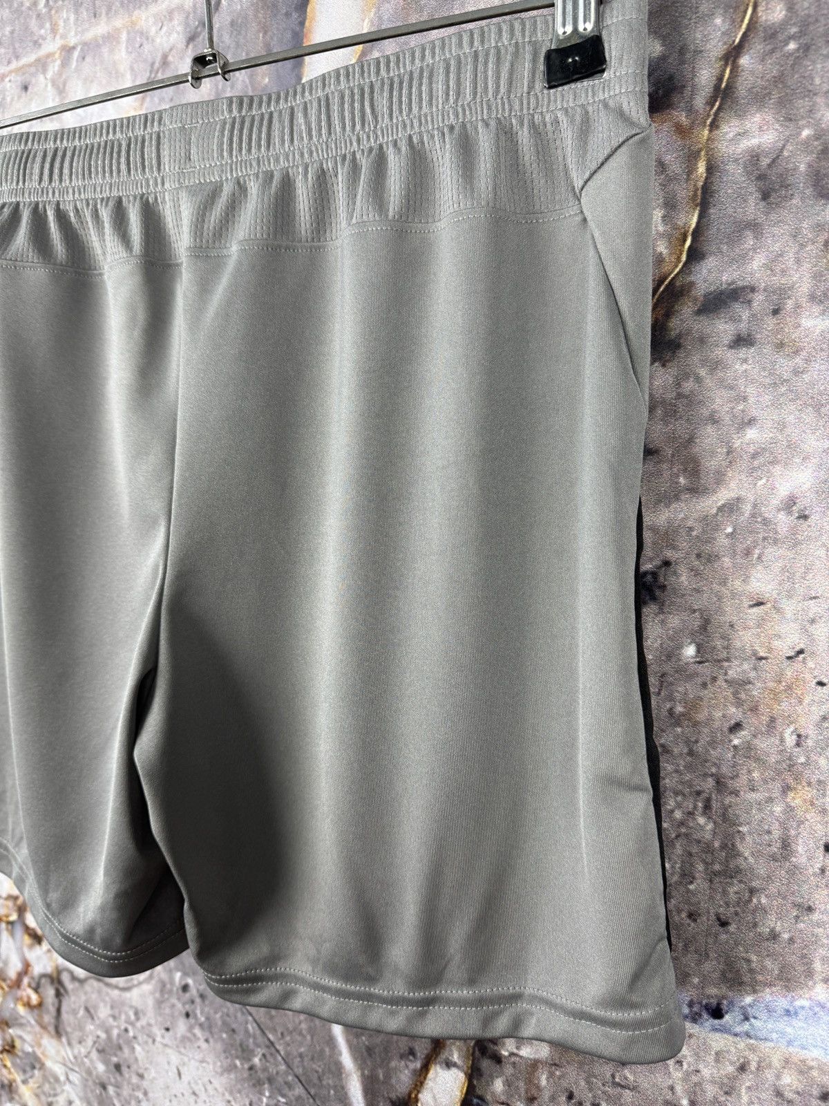 Puma Men’s Puma Shorts Gray Sportswear Size Small Size US 30 / EU 46 - 7 Thumbnail