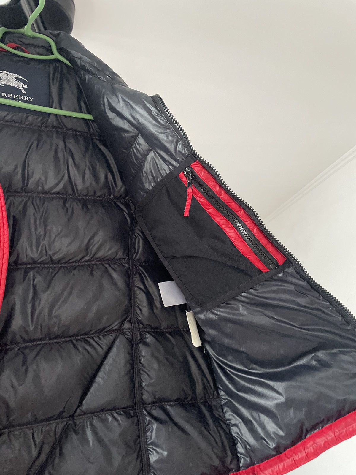 Burberry Rare💥 Burberry Vintage Puffer Vest Y2K Glamour Drip Trapper Size US L / EU 52-54 / 3 - 9 Thumbnail