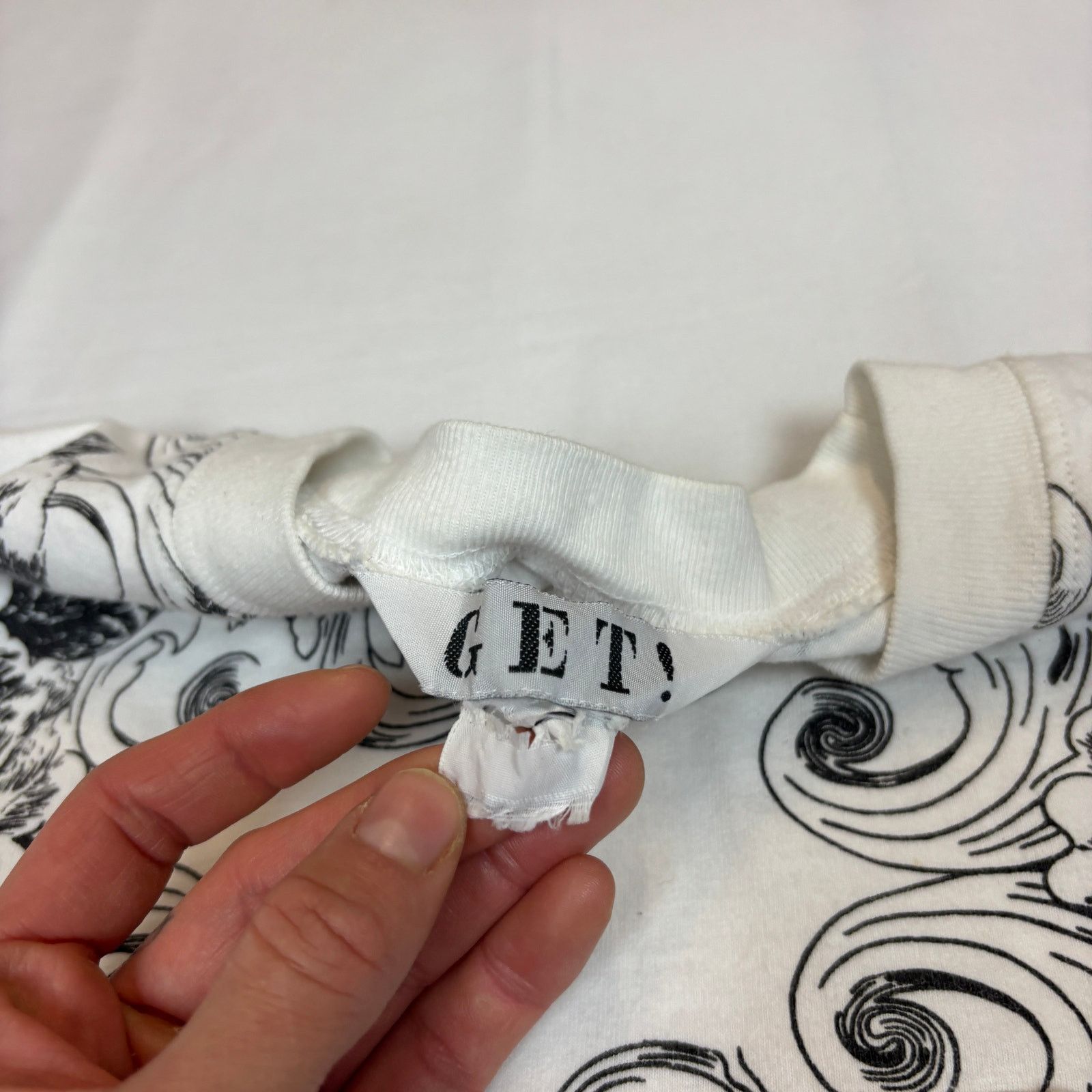 Vintage Vintage Get! Baroque Floral AOP Pocket Tee Shirt Men's 22x26 Size US M / EU 48-50 / 2 - 5 Thumbnail
