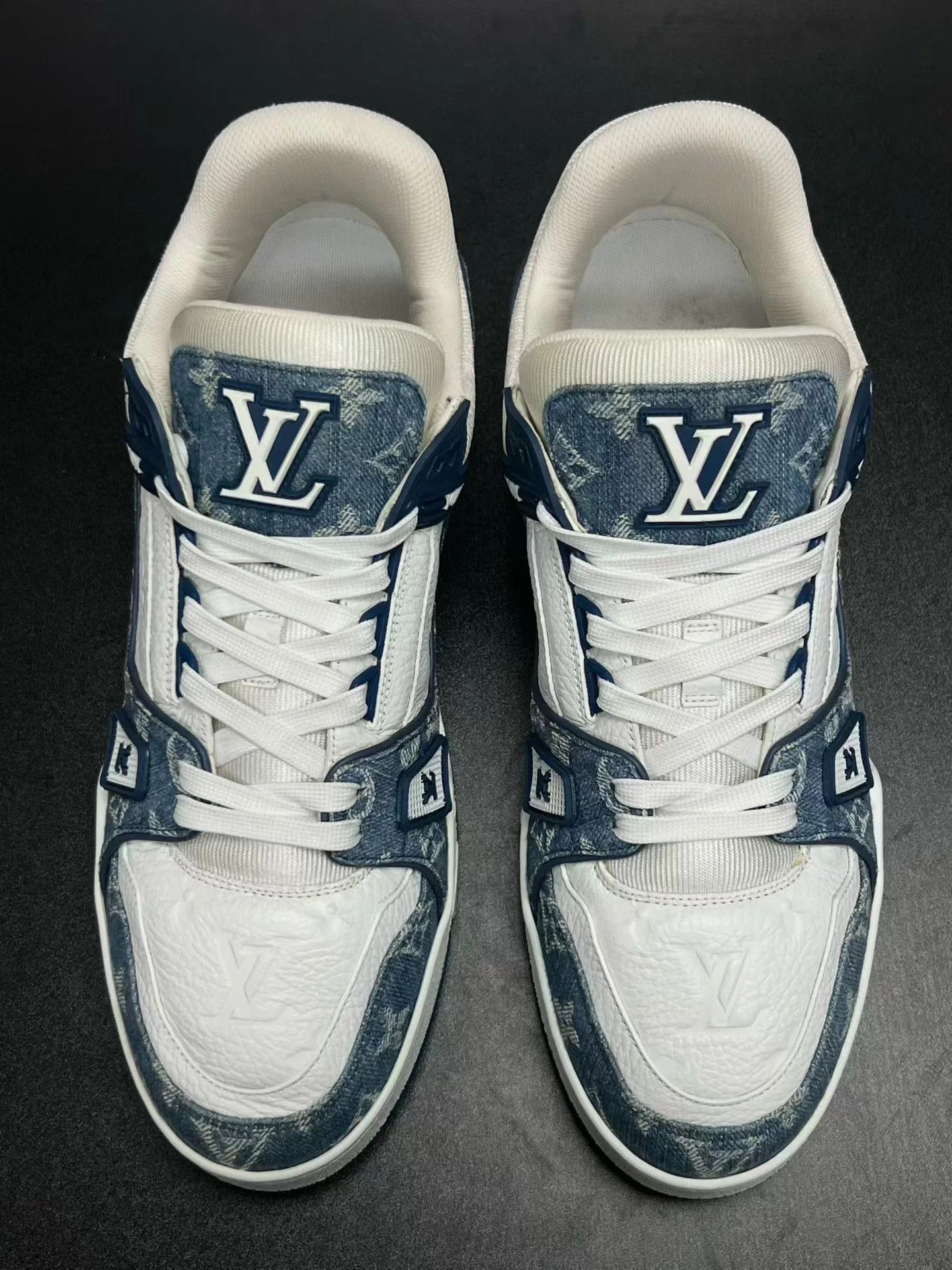 Louis Vuitton LV TRAINER Blue White Denim UK8/42 Size US 9 / EU 42 - 3 Thumbnail