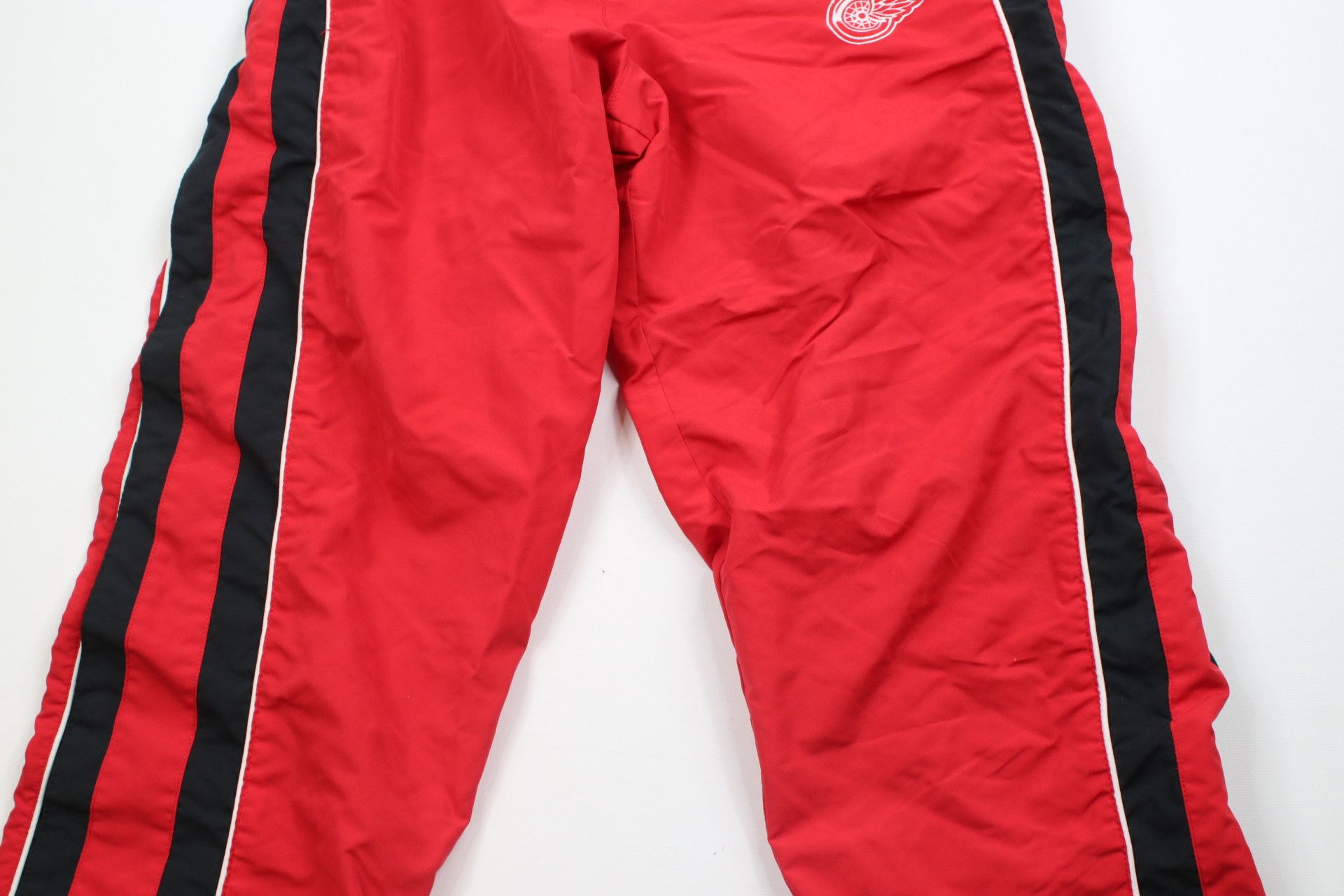 Vintage Vintage 90s Faded Lined Detroit Red Wings Hockey Pants Red Size ONE SIZE - 3 Thumbnail