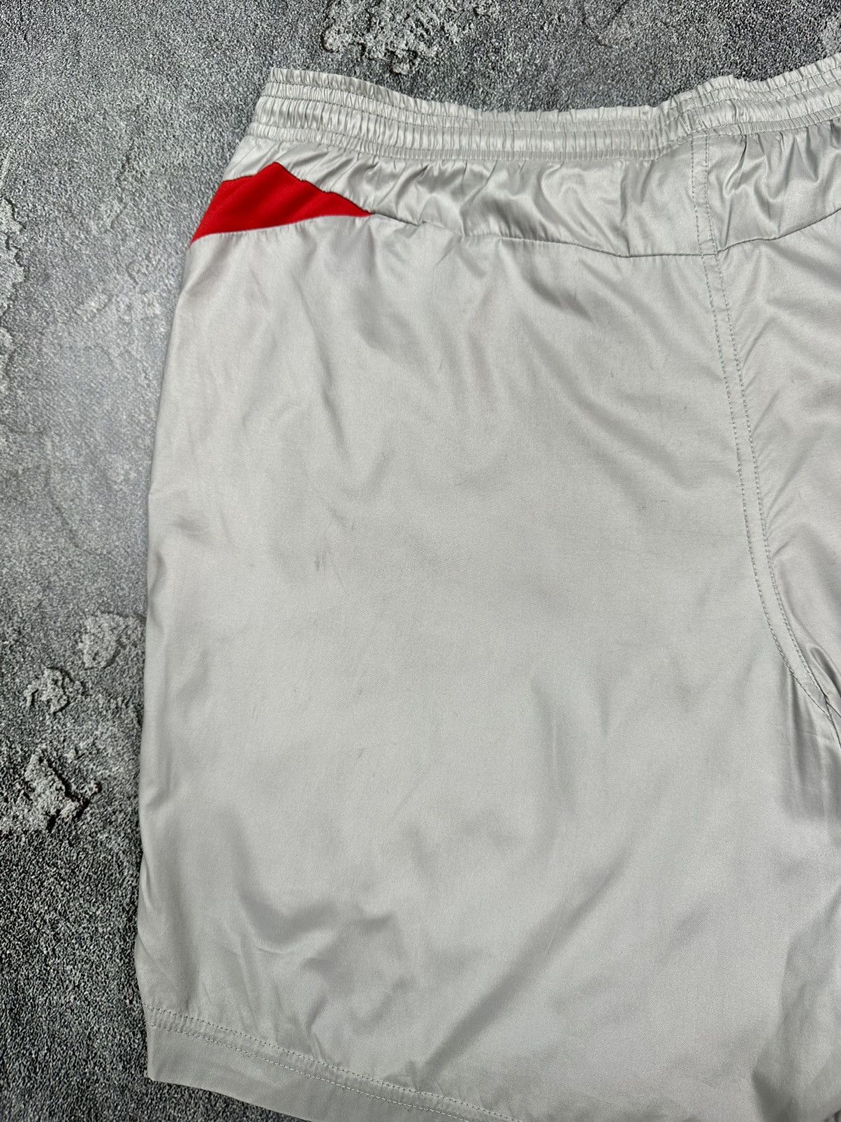 Umbro × Vintage Olympique Lyonnais vintage 2004 2005 Umbro shorts Size US 32 / EU 48 - 14 Thumbnail