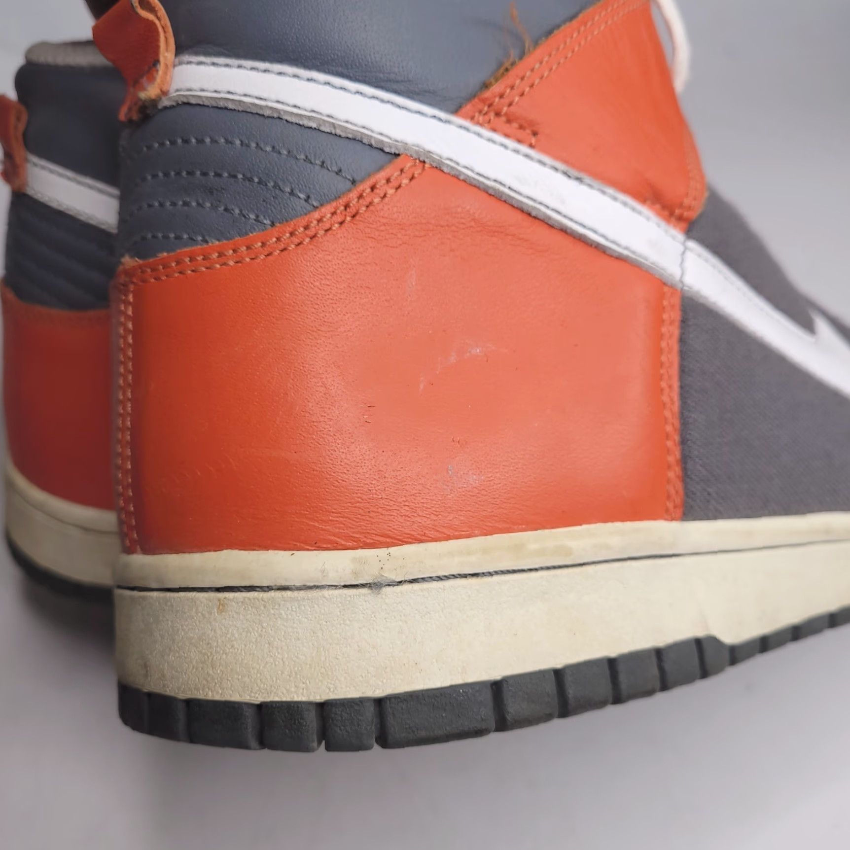 Nike VINTAGE Nike Dunk High College Orange/Flint Grey Men’s 11.5 Nike Dunk High Sneakers Size US 7 / EU 40 - 3 Thumbnail