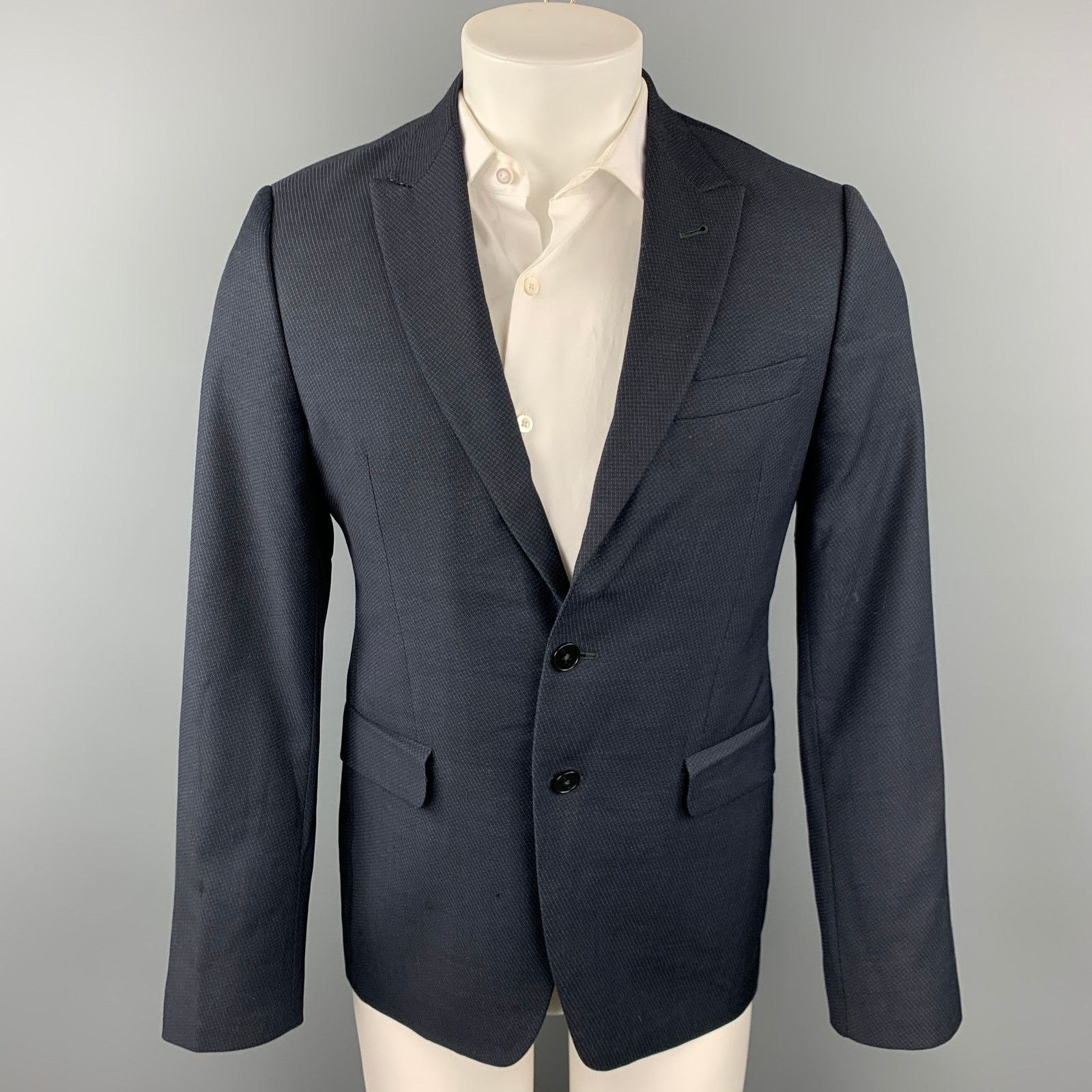 Size 38 Navy Blue Virgin Wool Single Breasted Sport Coat