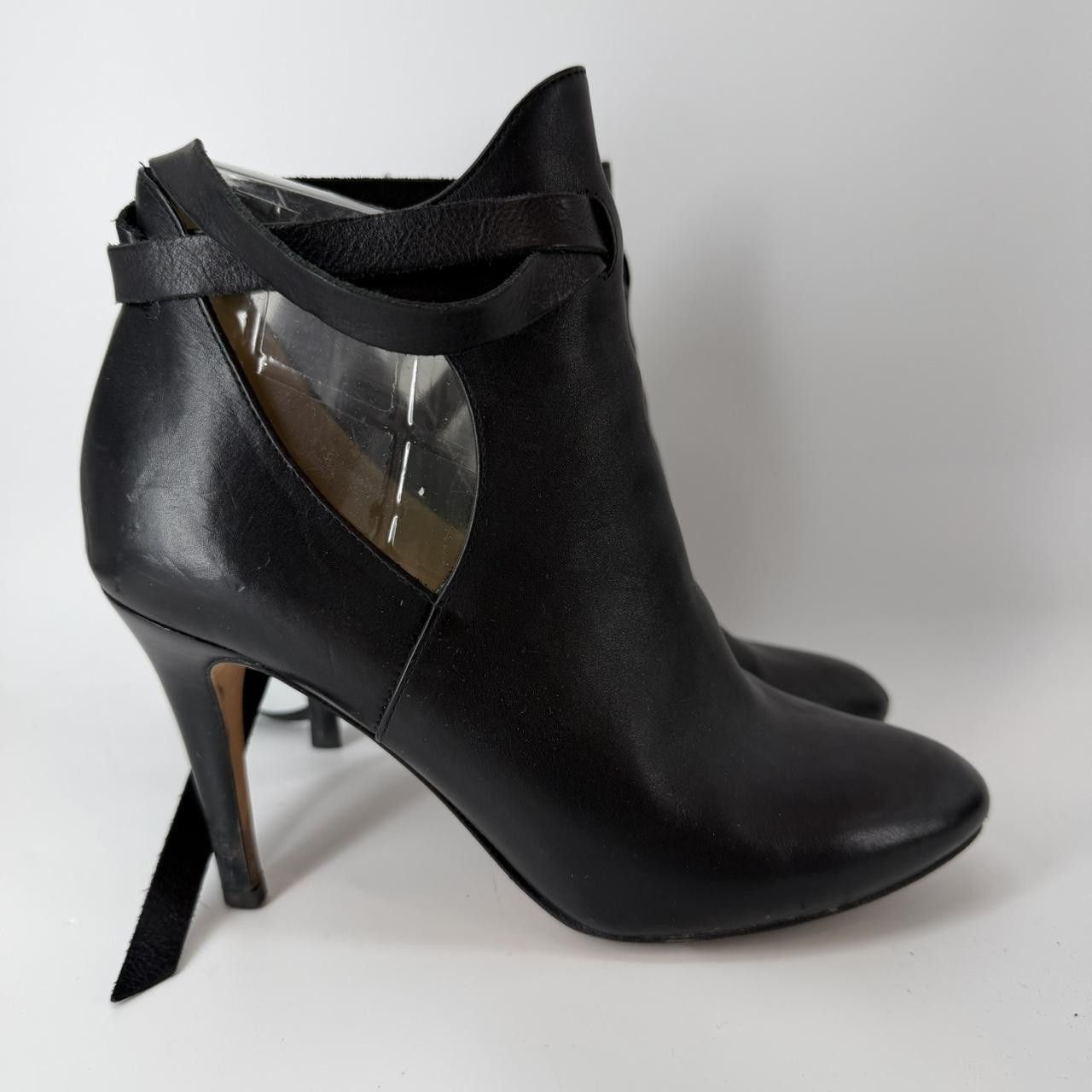 Jimmy Choo Jimmy Choo Leather Black Bootie Size 37.5 US 7 Size US 7 / IT 37 - 1 Thumbnail