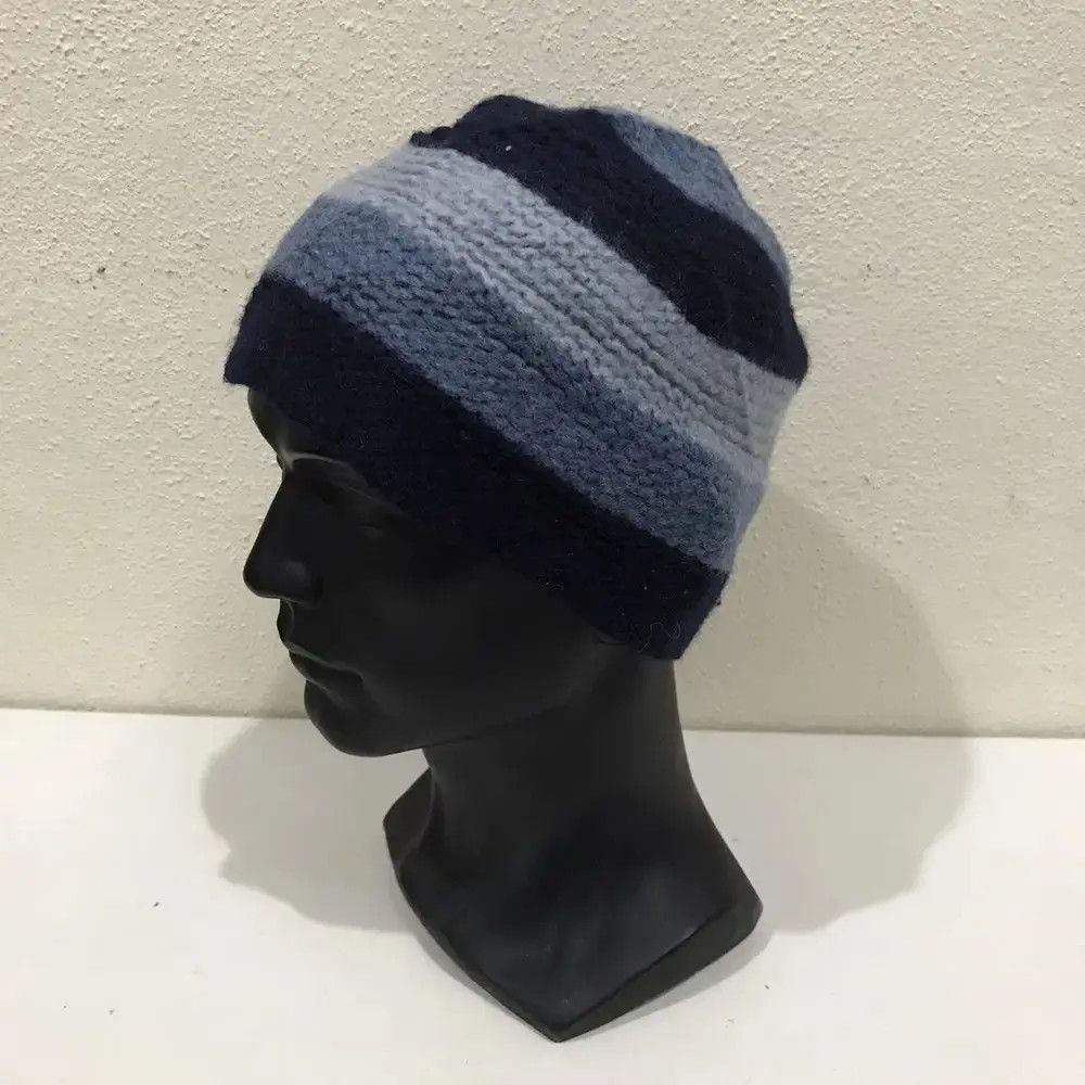 Gap Gap Lambs Wool Stripe Design Beanie Hat Size ONE SIZE - 2 Thumbnail