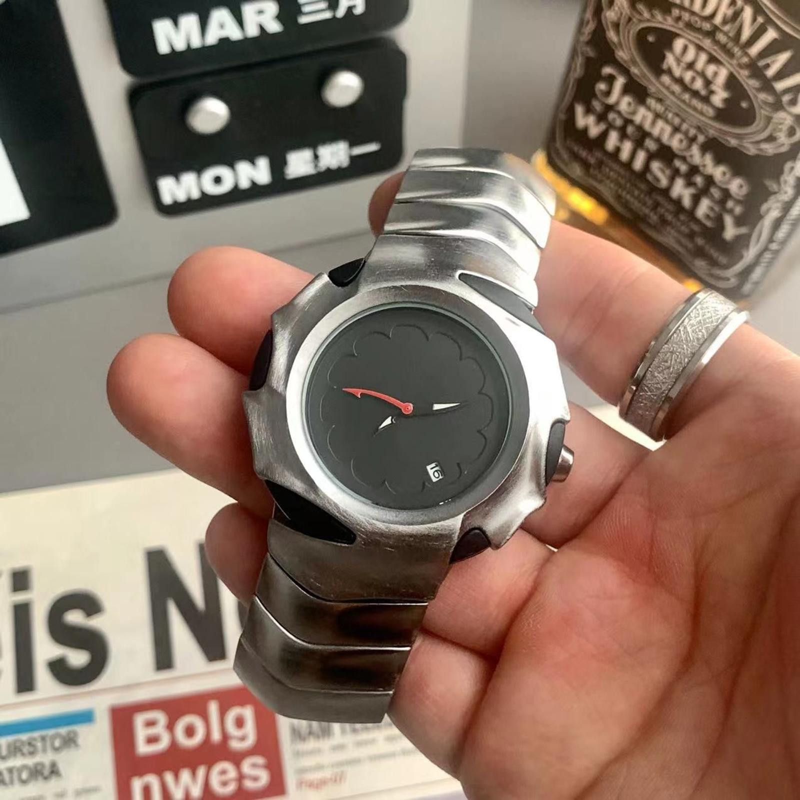 Other Blade Quartz Watch – Irregular Strap Size ONE SIZE - 1 Preview