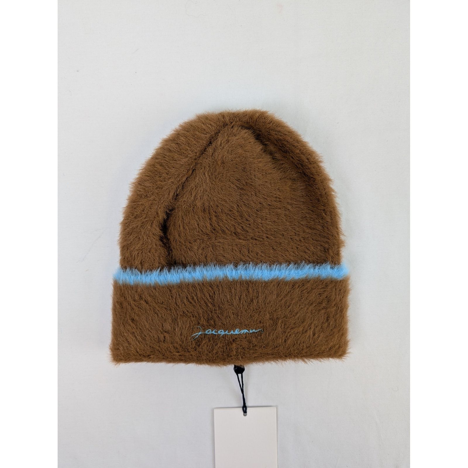 Jacquemus o1rshd1 Size: OS / LE Bonnet Neve Beanie Cap / Hat in Brown Size ONE SIZE - 1 Thumbnail