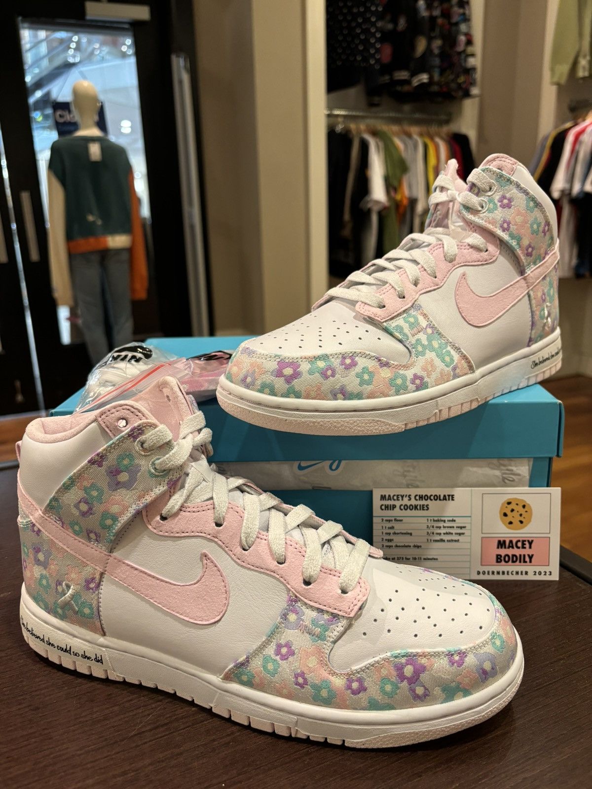 Nike Dunk High Doernbecher Macey