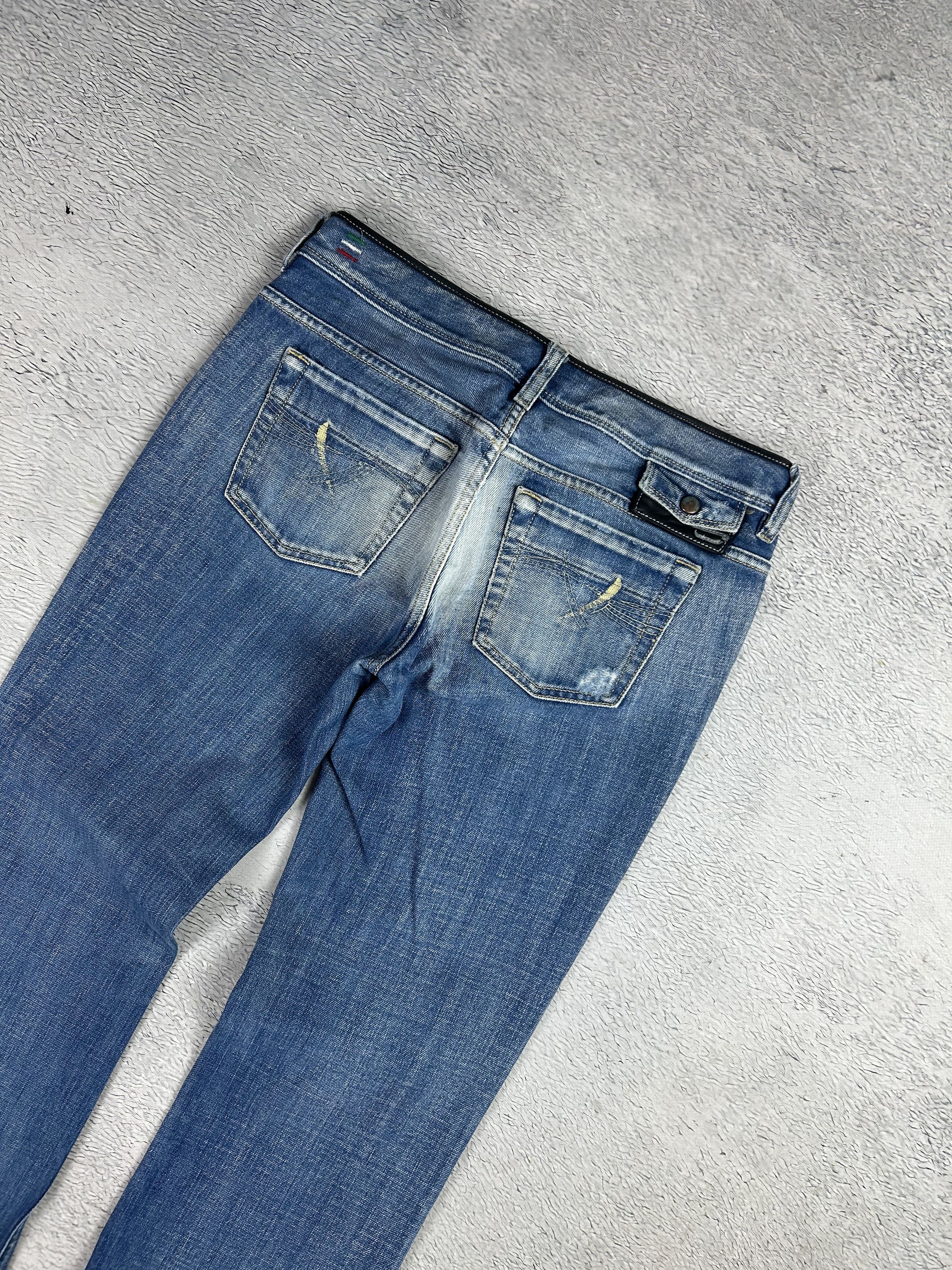 Diesel × Vintage Diesel Jeans Bebel Women Wash 0070Z Low Rise Straight Size 28" / US 6 / IT 42 - 2 Thumbnail