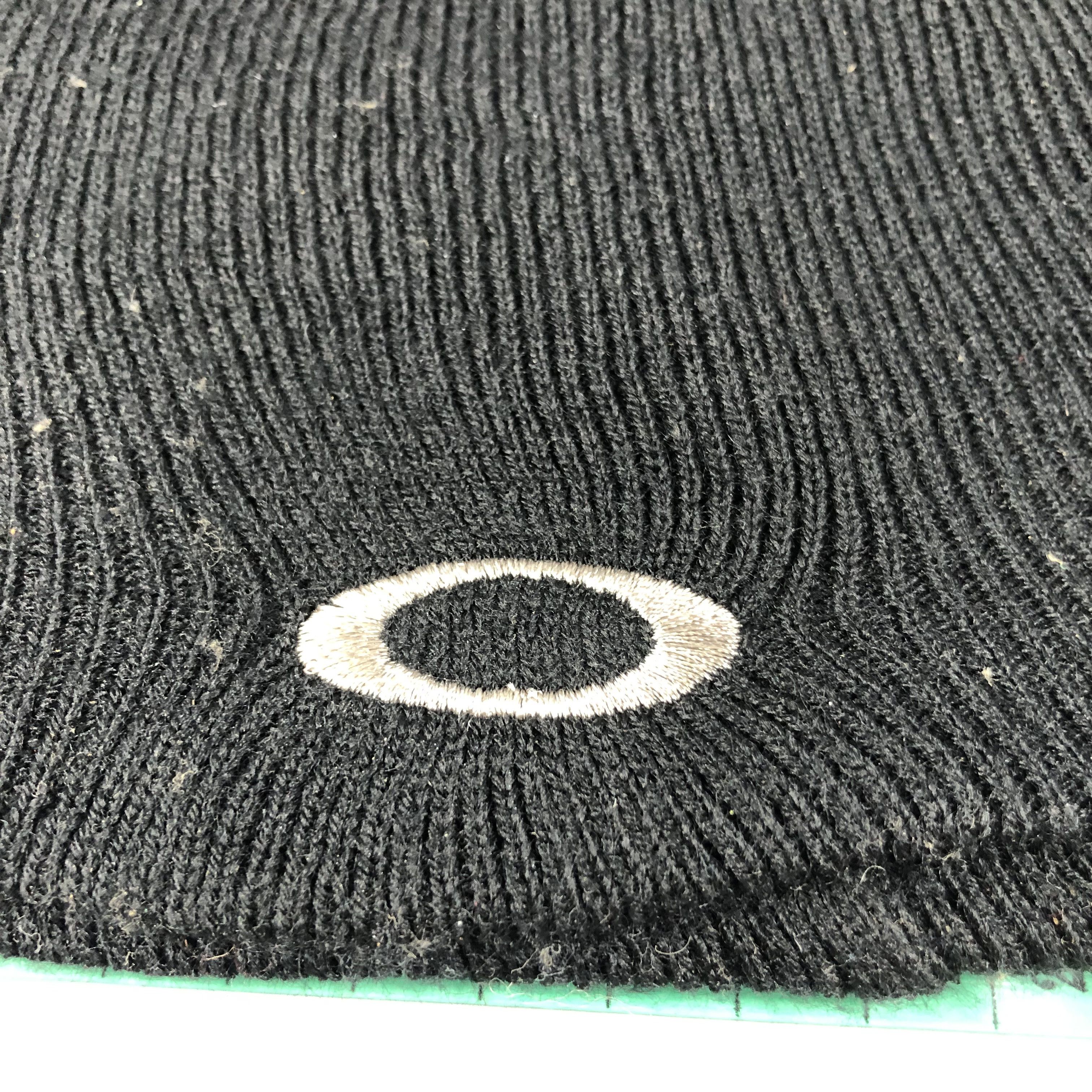 Oakley Oakley Slouchy Beanie Snowcap Snow Hat B931 Size ONE SIZE - 4 Thumbnail