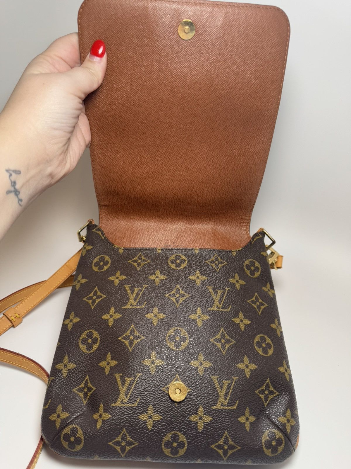 Louis Vuitton Louis Vuitton Musette Salsa PM Monogram Crossbody Size ONE SIZE - 6 Thumbnail