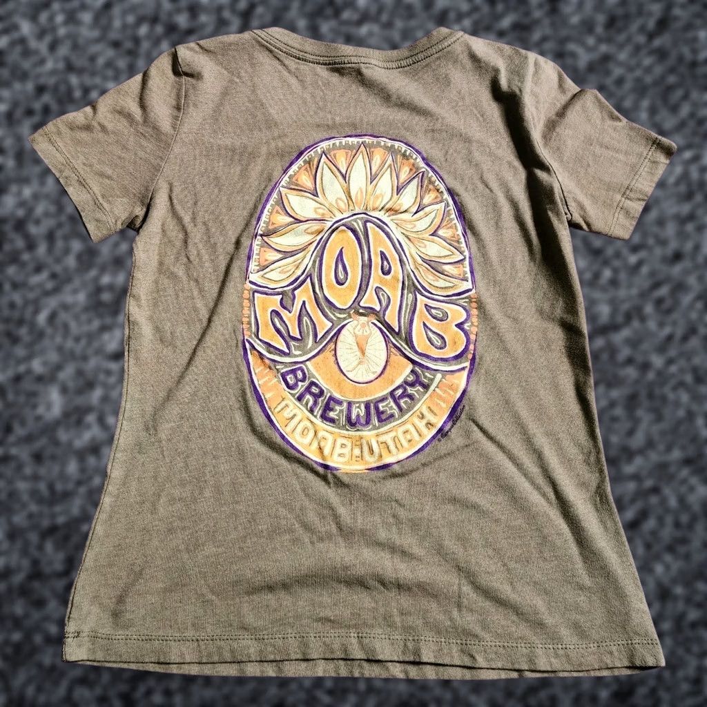 Vintage Womens S Moab Utah Brewery Art V Neck T Shirt Double Sided Shirt Womens S Green Cotton Blend Beer V-Neck Short Sleeve - Size S / US 4 / IT 40 - 1 Thumbnail
