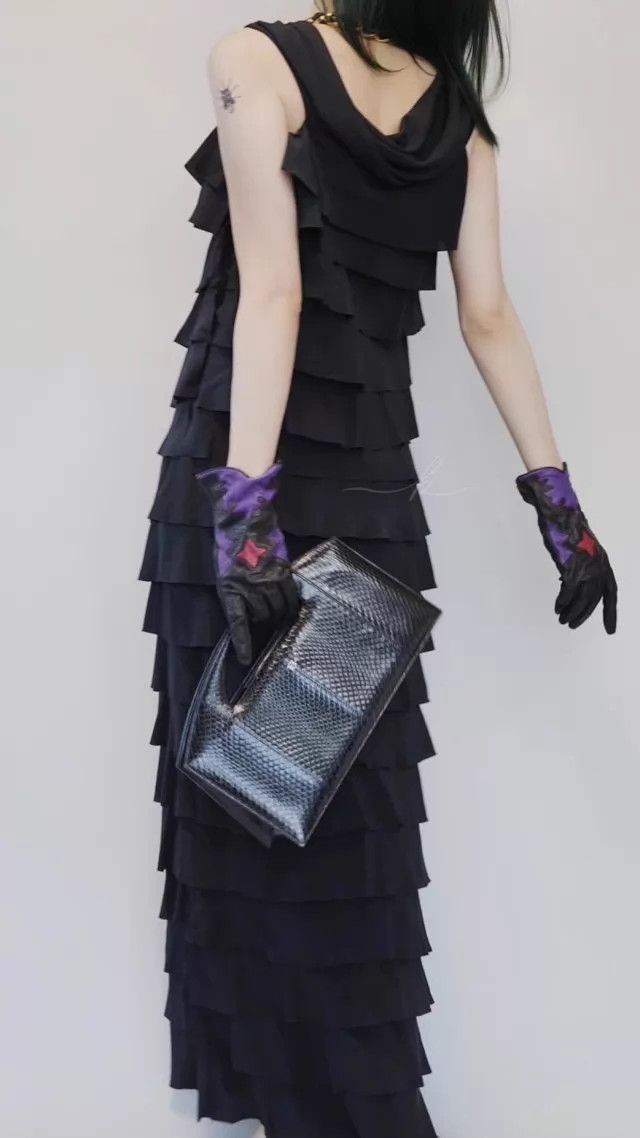 Fendi Fendi Vintage Leather Witch Gloves Women's Size 8 Size ONE SIZE - 9 Thumbnail