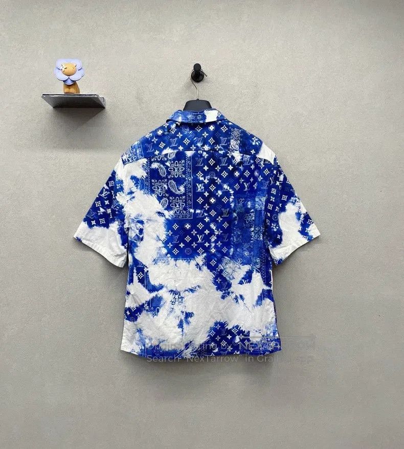 Louis Vuitton Louis Vuitton Tie-dyed cashew flower logo printed single s Size US M / EU 48-50 / 2 - 2 Thumbnail