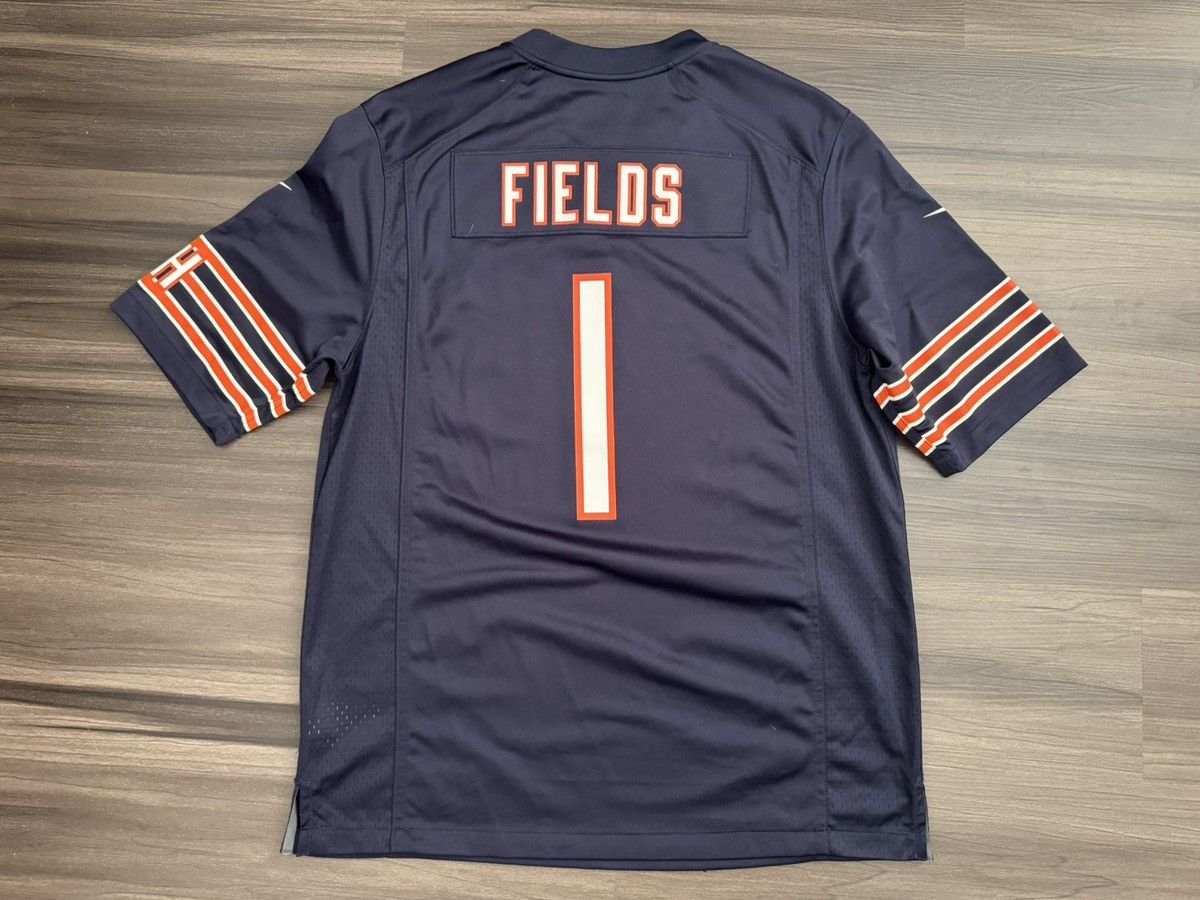 Nike Chicago Bears Justin Fields #1 Home Game Blue Jersey Size US L / EU 52-54 / 3 - 8 Thumbnail