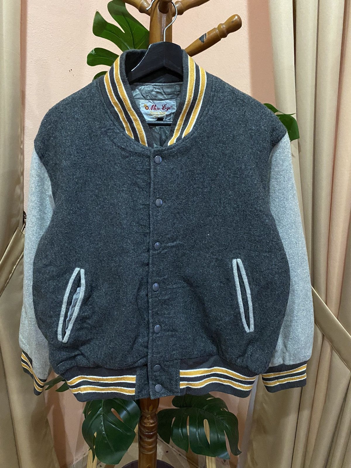 Other VINTAGE 90S MAC EYES WOOL VARSITY JACKET Size US M / EU 48-50 / 2 - 1 Thumbnail