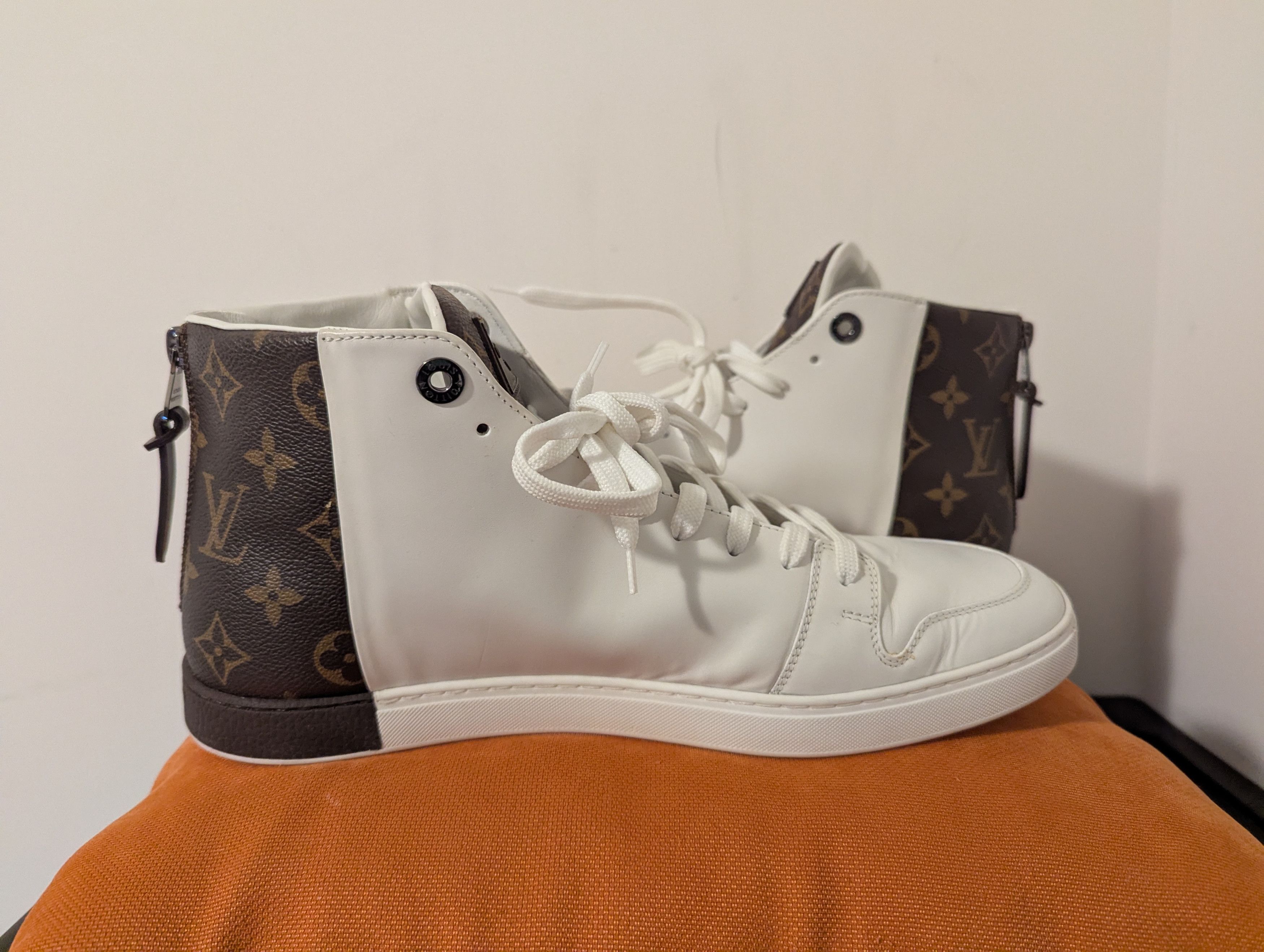 Louis Vuitton LOUIS VUITTON WHITE/BROWN MONOGRAM CANVAS+LEATHER HIGH TOP Size US 7.5 / EU 40-41 - 4 Thumbnail