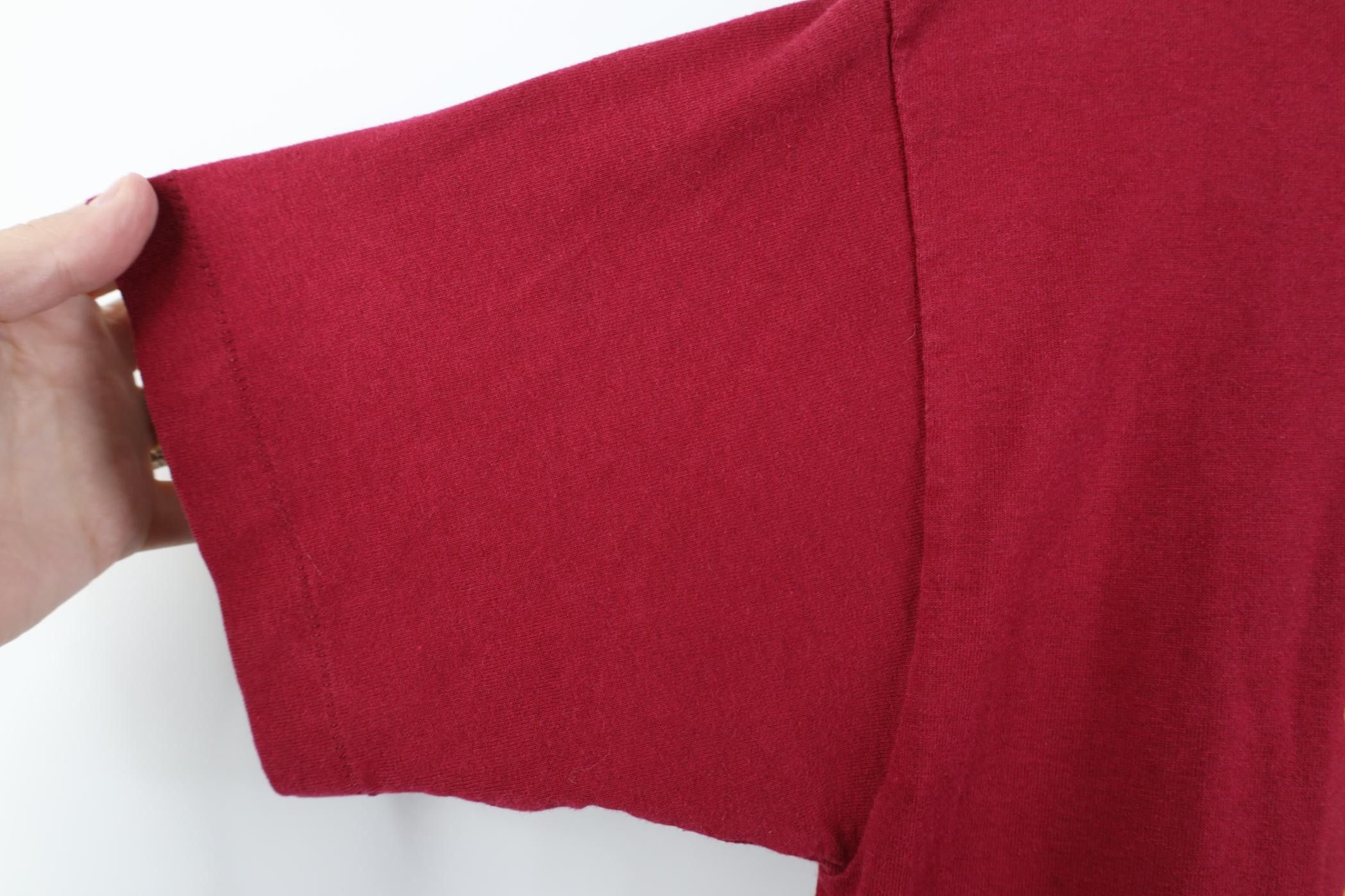 Vintage Vintage 90s Streetwear Mohawks Feather Head T-Shirt USA Size US M / EU 48-50 / 2 - 7 Thumbnail