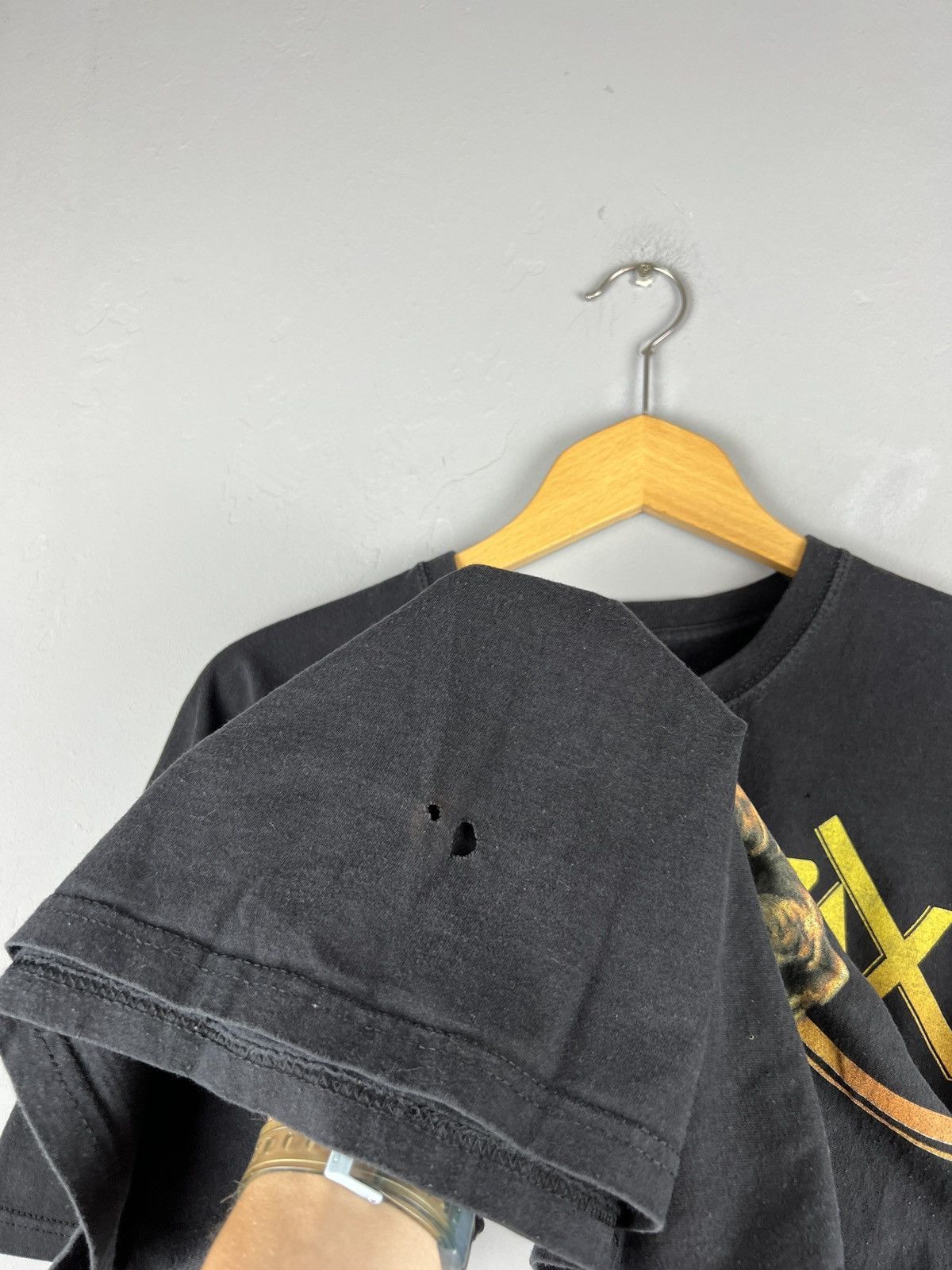 Band Tees Vintage distressed tour tee ANTRAX 2012 trashed style tshirt Size US XL / EU 56 / 4 - 5 Thumbnail