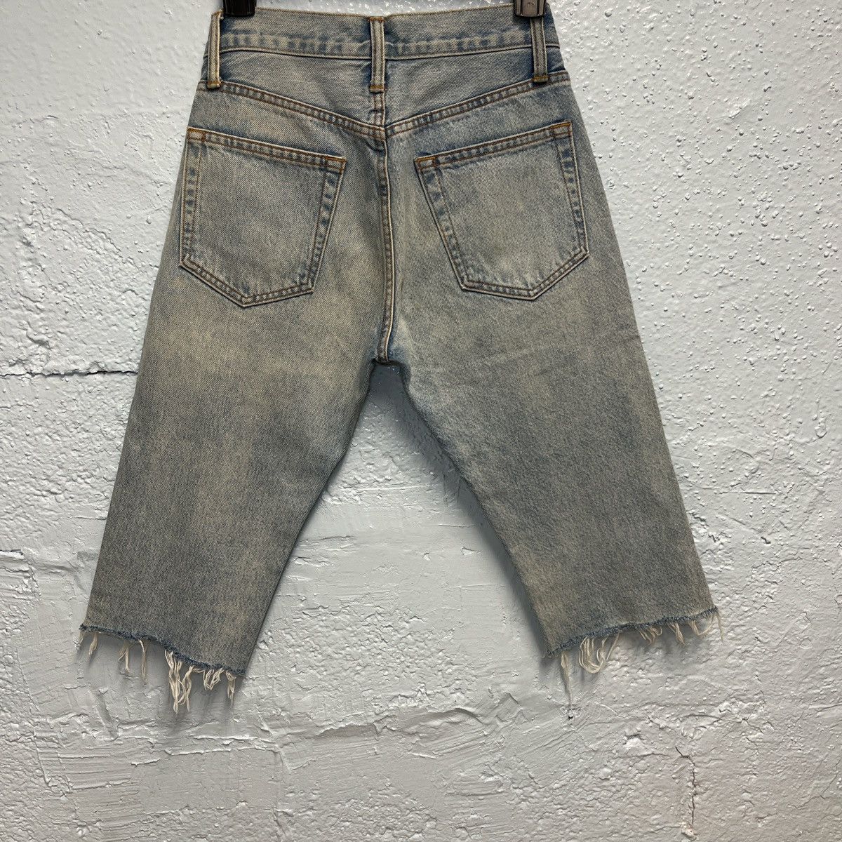 Helmut Lang Helmut Lang Distressed Denim Shorts Size 24" / US 00 / IT 34 - 2 Thumbnail