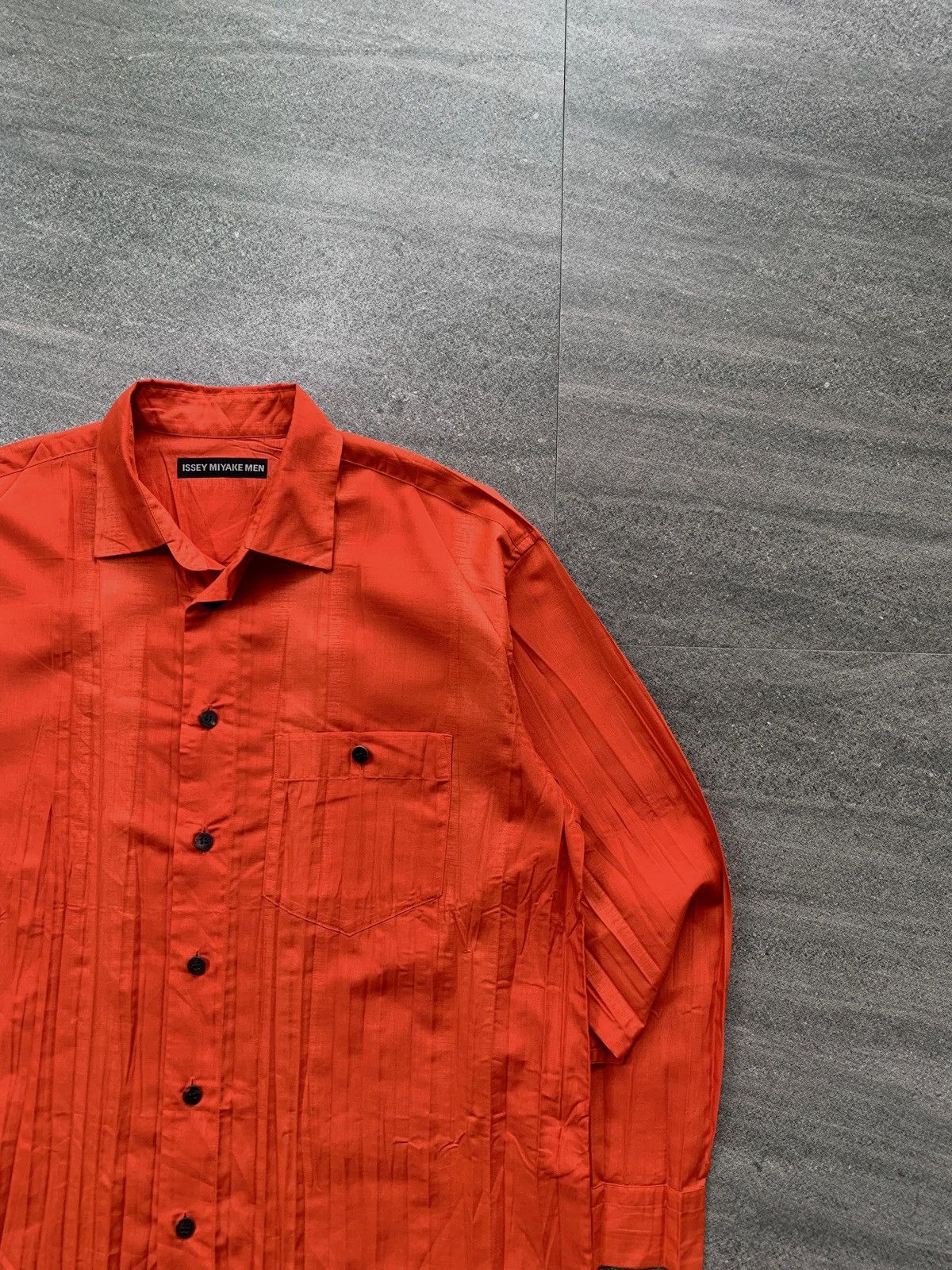 Issey Miyake FREE IMPORT TAX Pleated Ls Shirt Size US M / EU 48-50 / 2 - 2 Thumbnail