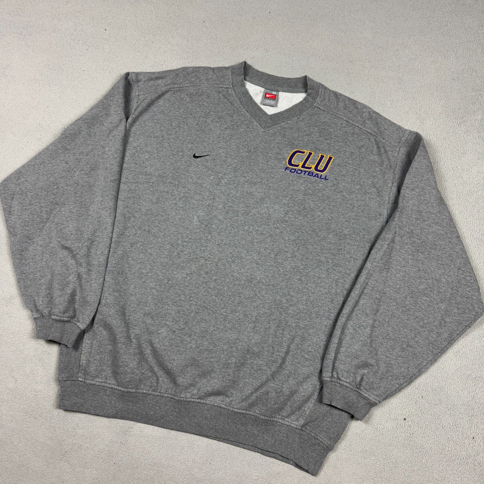 Nike Nike Sweatshirt Vintage 90s Gray CLU Football XL Size US XL / EU 56 / 4 - 10 Thumbnail