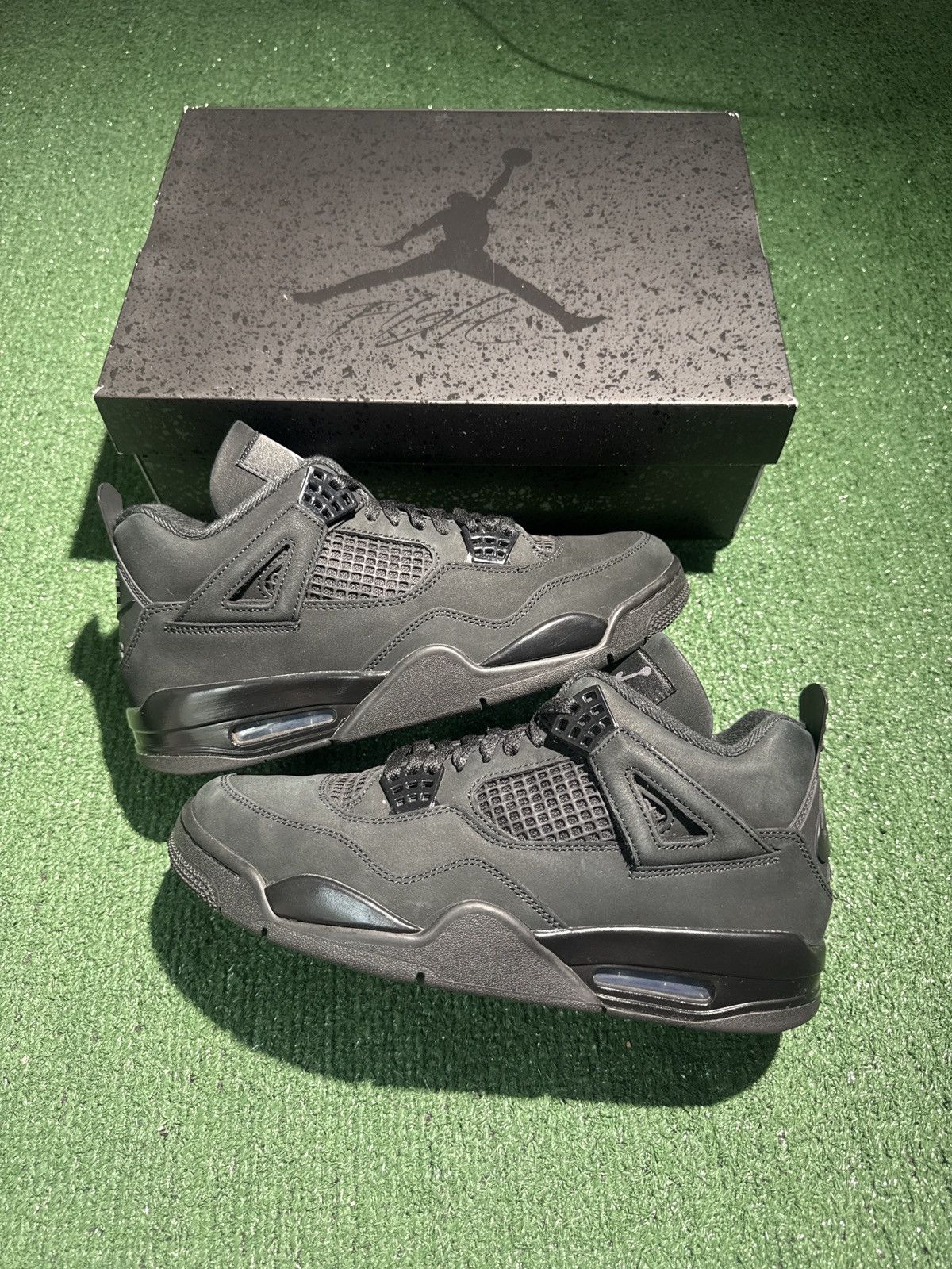 Jordan Brand Jordan 4 black cat 2025 Size US 10.5 / EU 43-44 - 1 Thumbnail