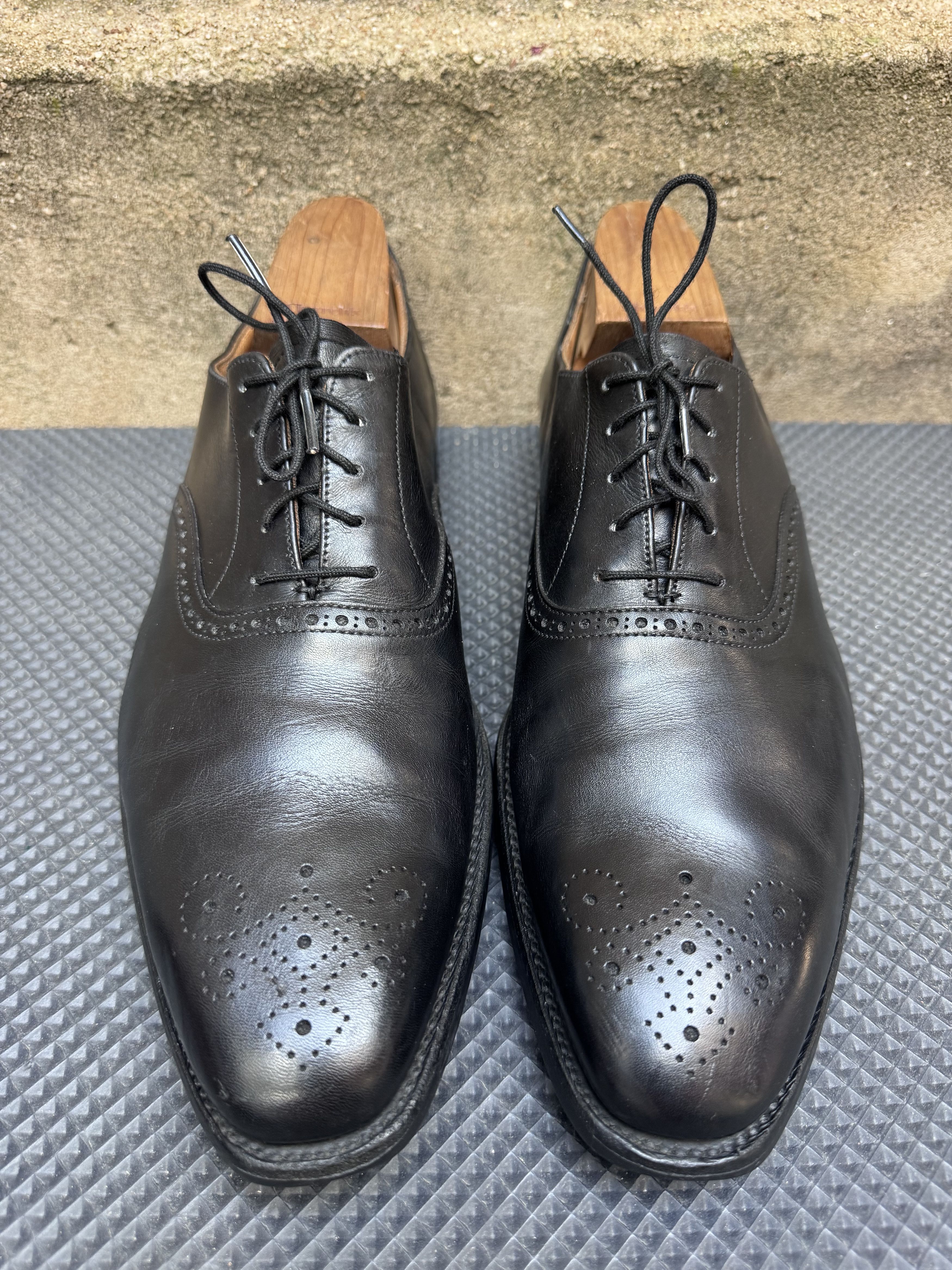 Crockett & Jones Crockett & Jones Edgware black calf city Rubber sole Size US 10 / EU 43 - 6 Thumbnail