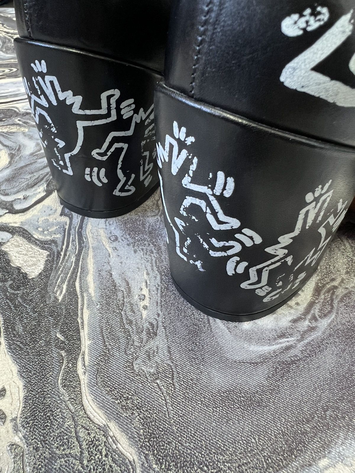 Coach × Keith Haring Coach x Keith Haring crazy graffiti boots Size US 7.5 / IT 37.5 - 6 Thumbnail