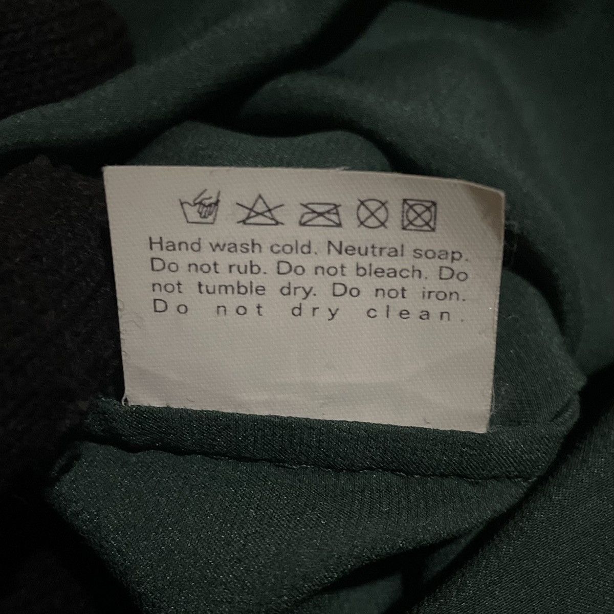 Vintage × Yves Saint Laurent Yves Saint Laurent Blouse Sleeveless Silk Size S / US 4 / IT 40 - 9 Thumbnail