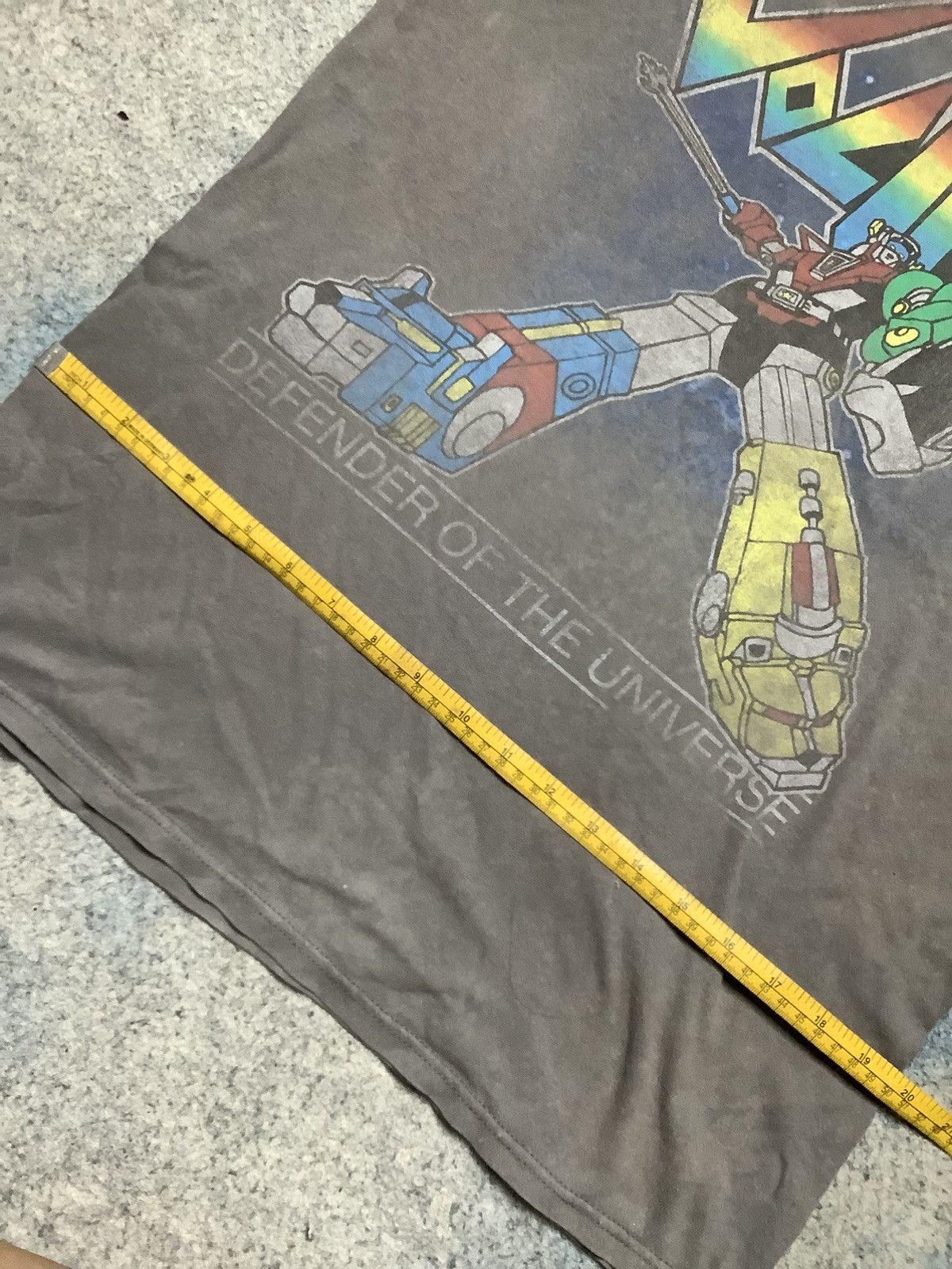 Anime × Japanese Brand × Vintage Vintage Sunfaded Voltron Defence of the Universe Rangers Size US M / EU 48-50 / 2 - 13 Thumbnail