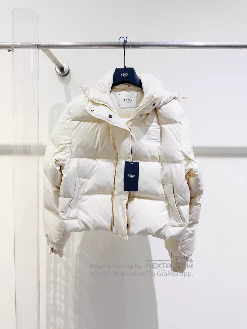 Fendi Fendi Down jacket Size M / US 6-8 / IT 42-44 - 1 Thumbnail