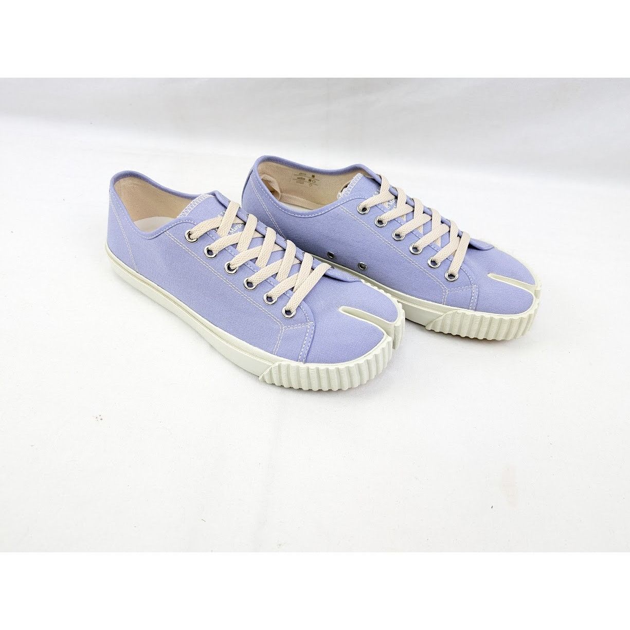 Maison Margiela o1rshd1 Tabi Low-Top Sneakers in Light Purple Size US 10 / EU 43 - 12 Thumbnail
