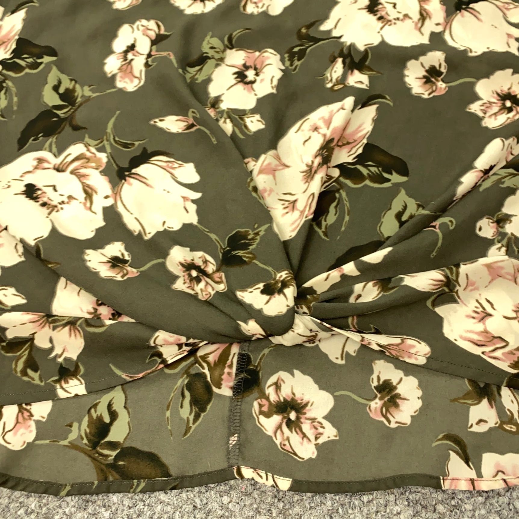 Vintage West Kei Shirt Womens XL Gray Floral Flowy Blouse Business Casual Office Womens Size XL / US 12-14 / IT 48-50 - 4 Thumbnail