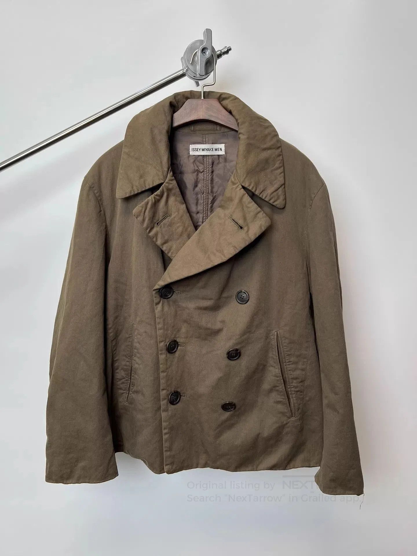 Issey Miyake Beige Double-Breasted Light Jacket Size M. Size US M / EU 48-50 / 2 - 4 Thumbnail