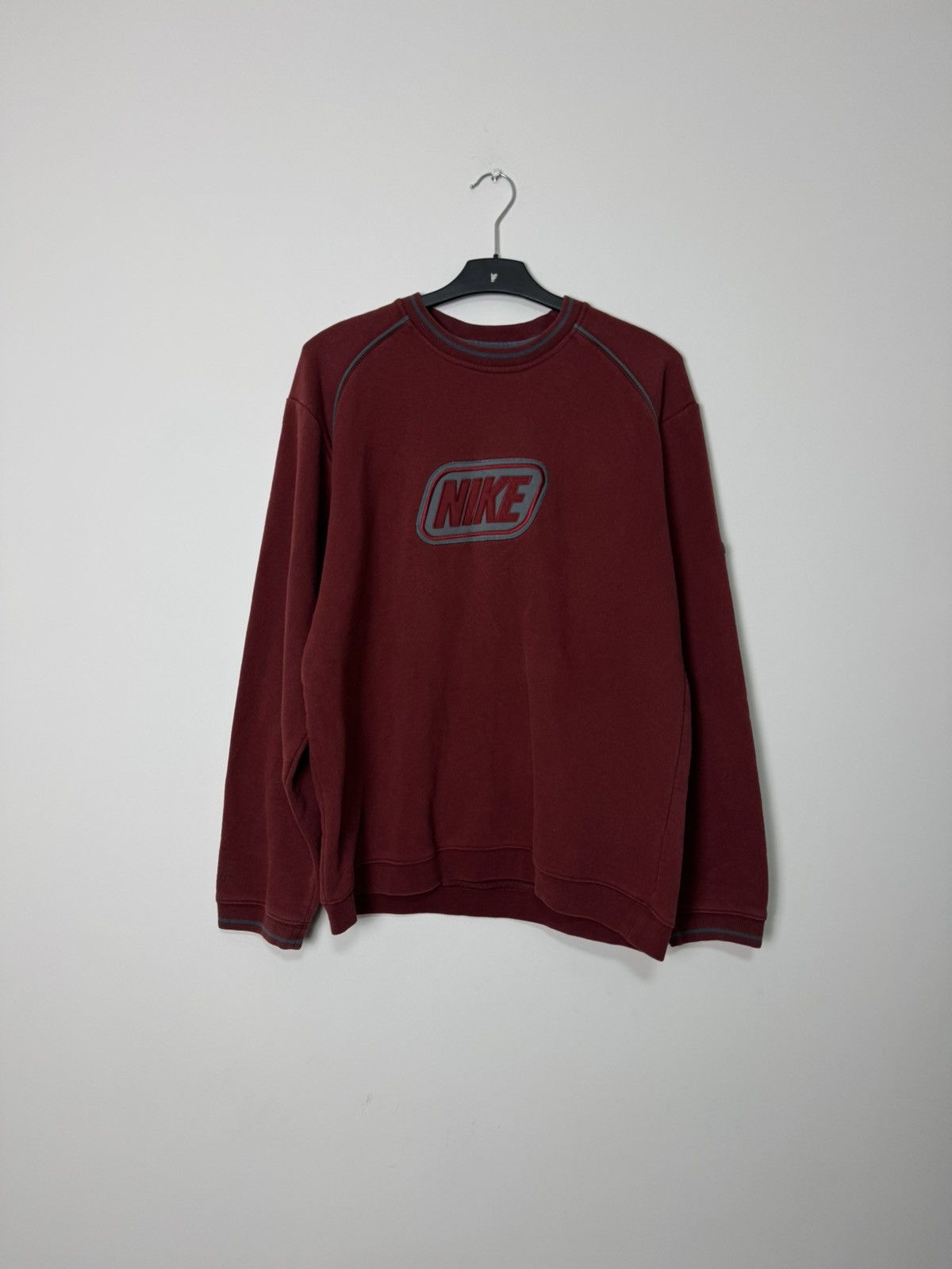 Nike Vintage 00s Nike Swoosh big logo baggy sweatshirt streetwear Size US L / EU 52-54 / 3 - 1 Thumbnail
